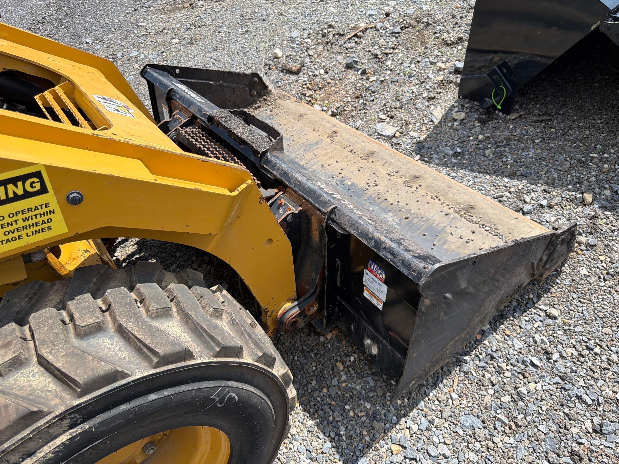 2023 Caterpillar 272D