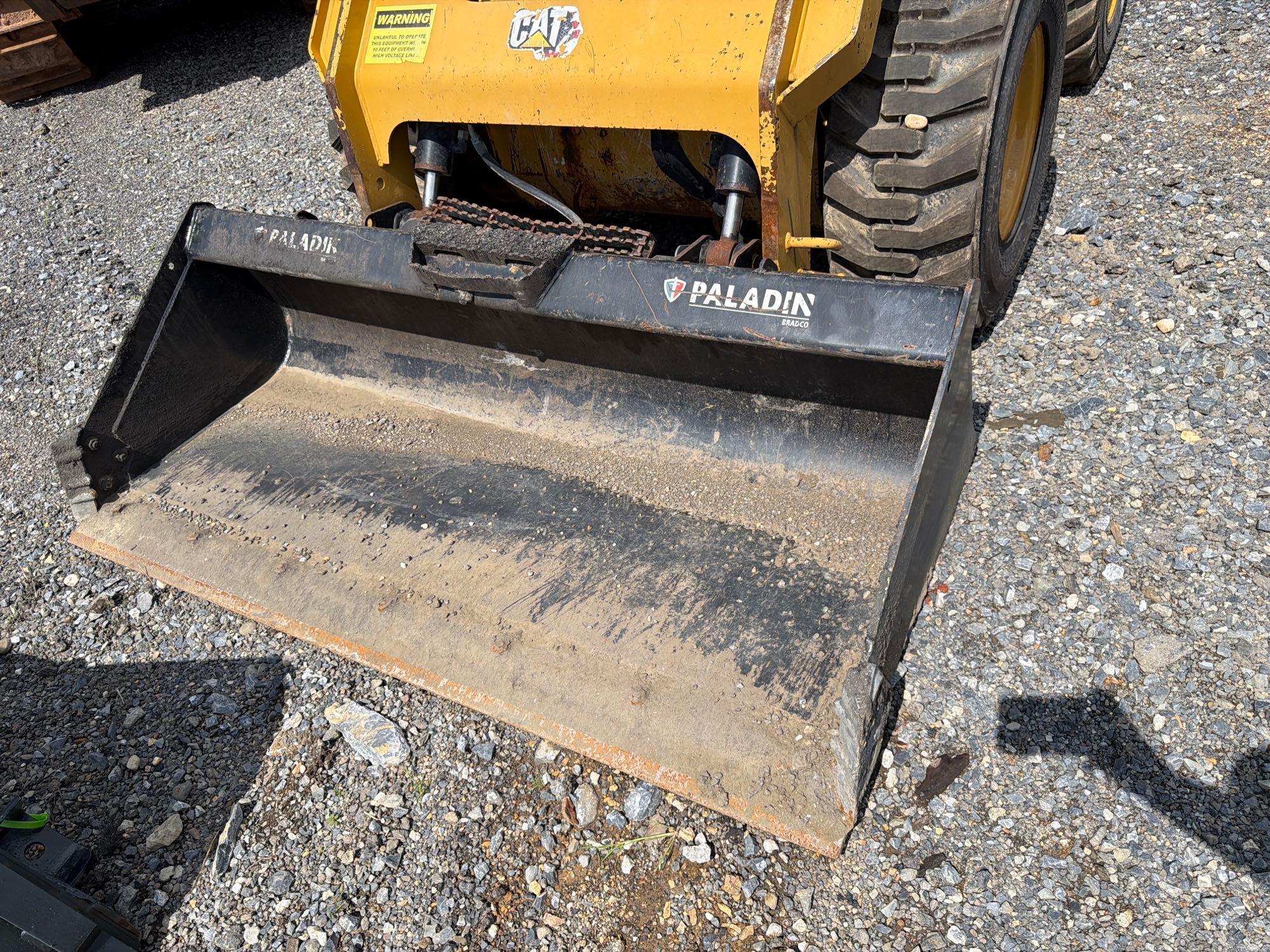 2023 Caterpillar 272D