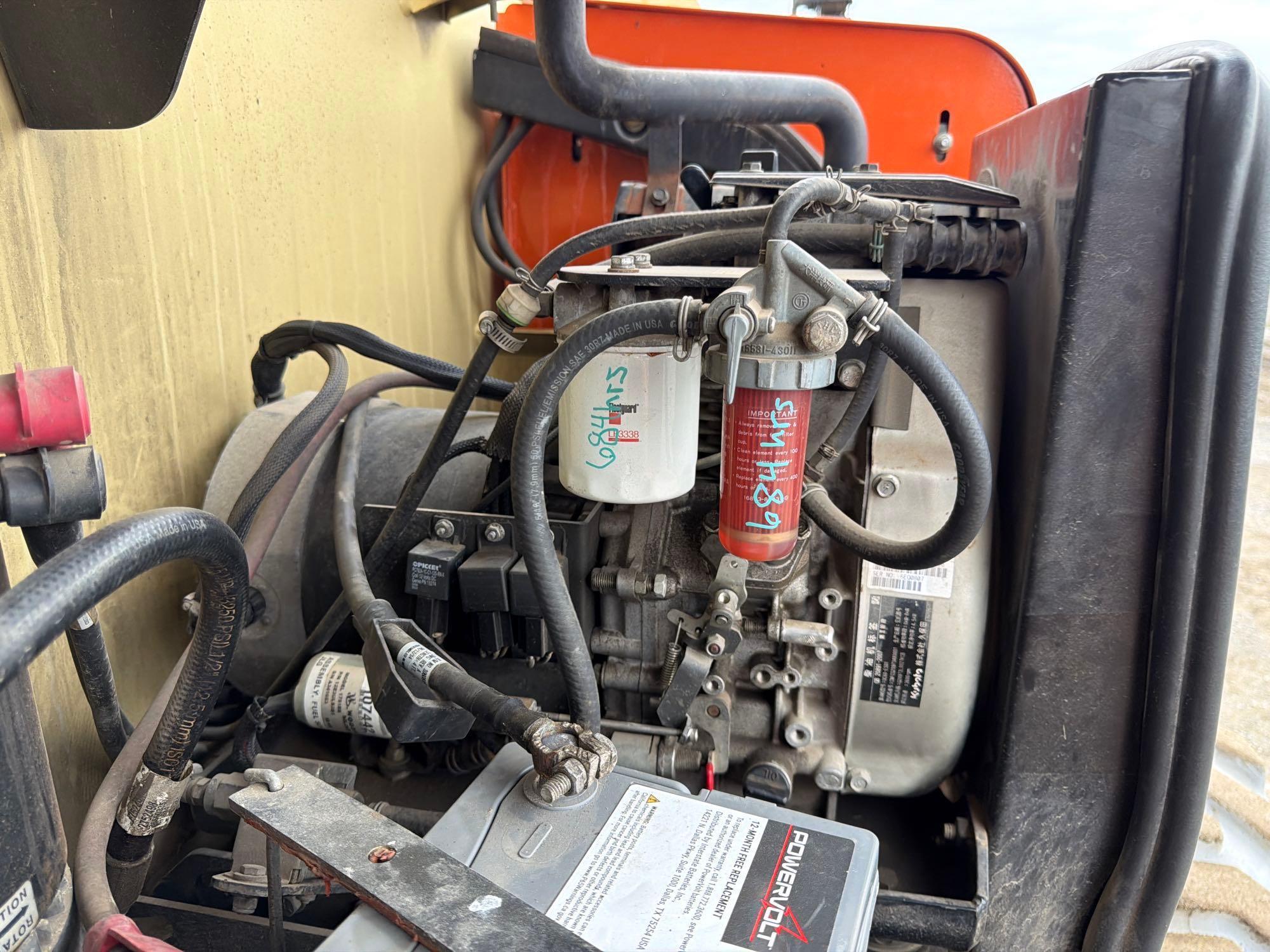 JLG M600JP