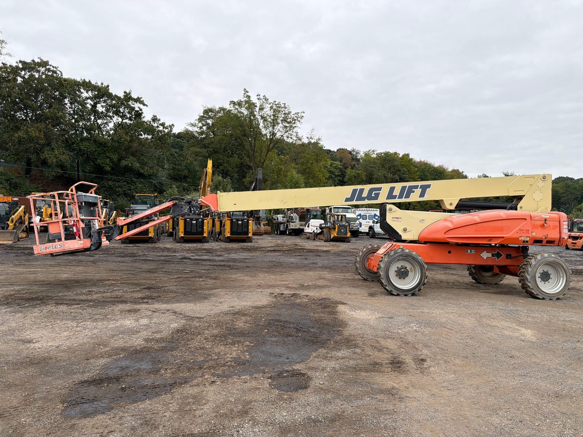 JLG M600JP