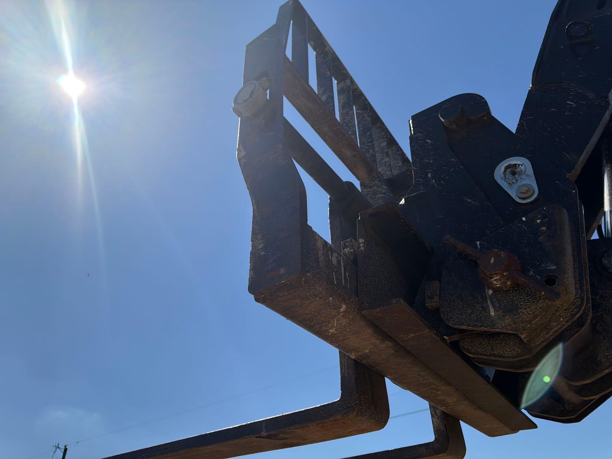 2018 Caterpillar TL642