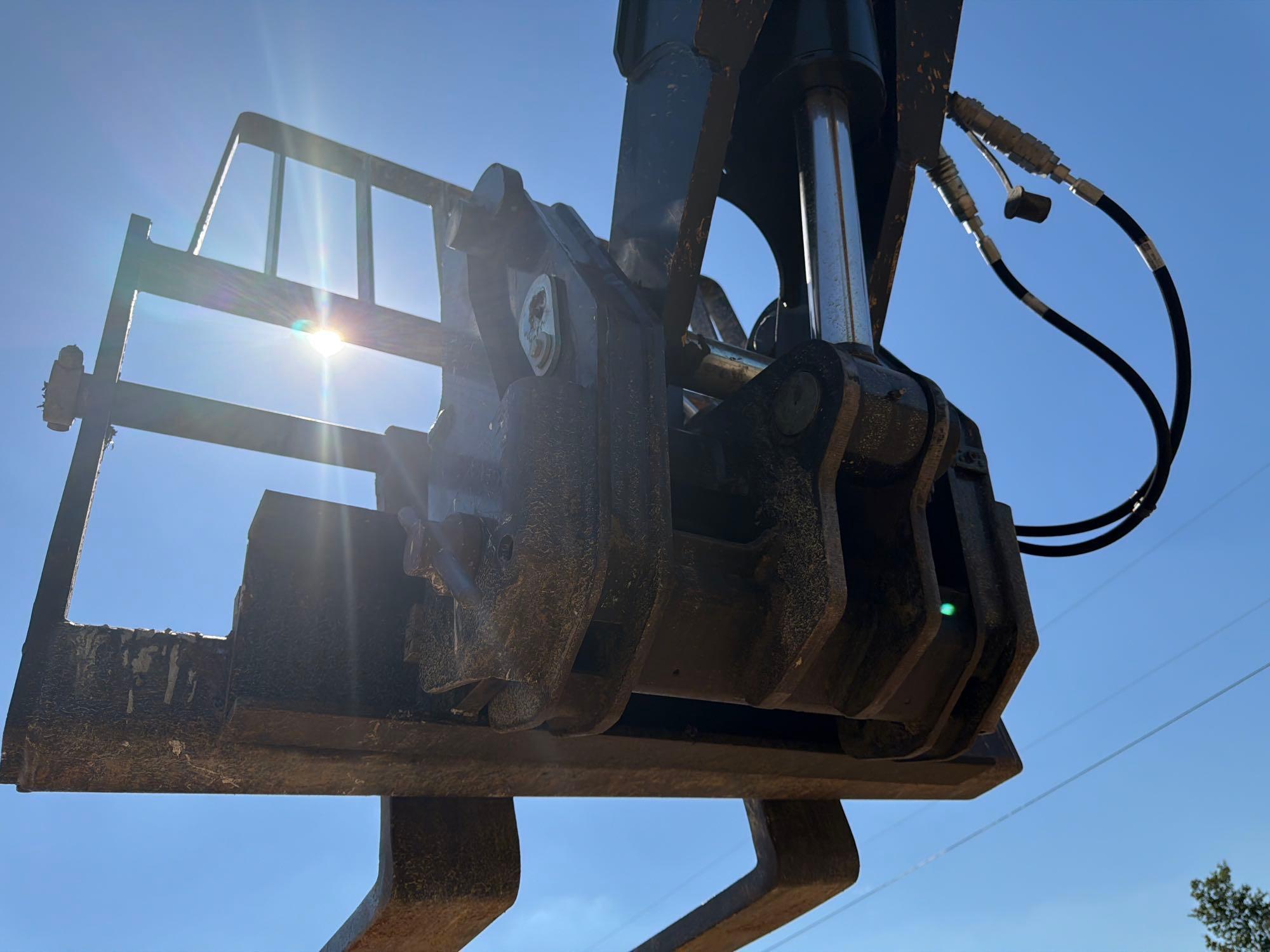 2018 Caterpillar TL642