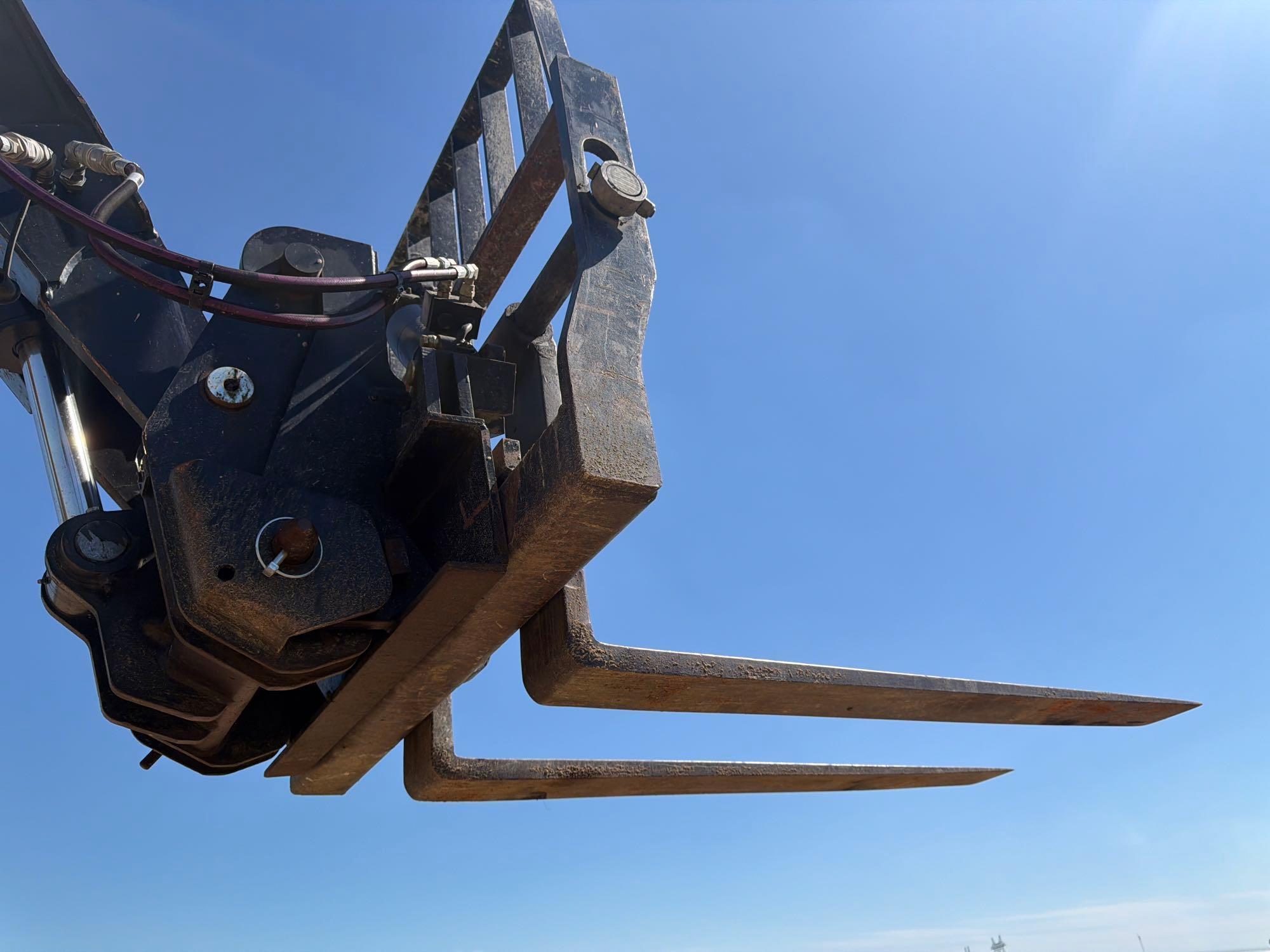 2018 Caterpillar TL642