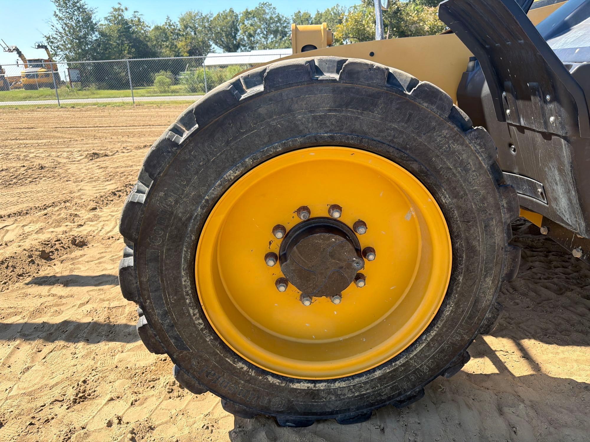 2018 Caterpillar TL642
