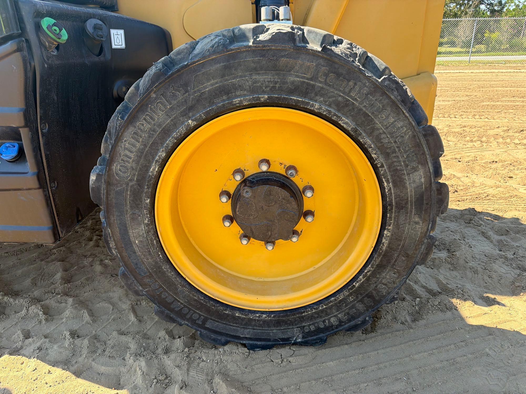 2018 Caterpillar TL642