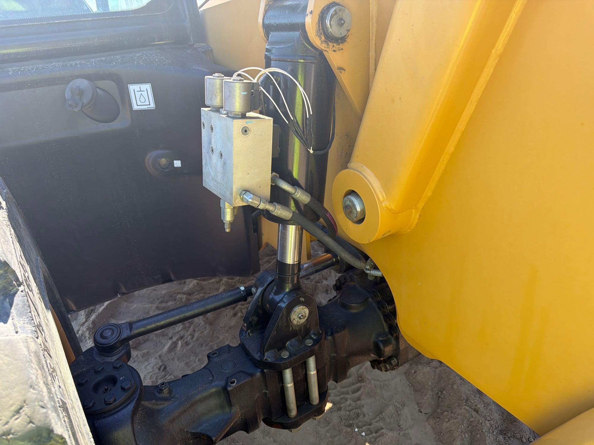 2018 Caterpillar TL642