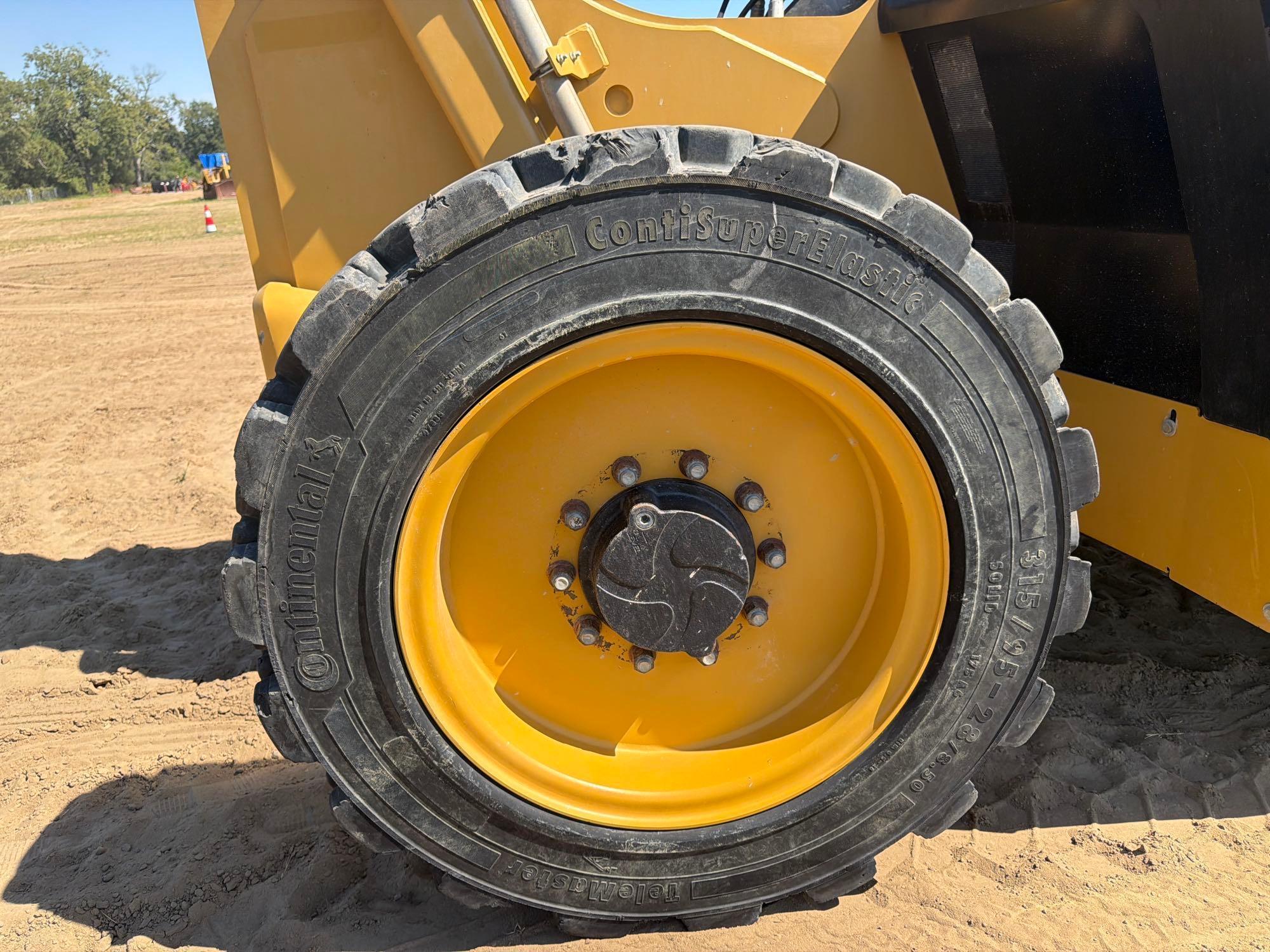 2018 Caterpillar TL642
