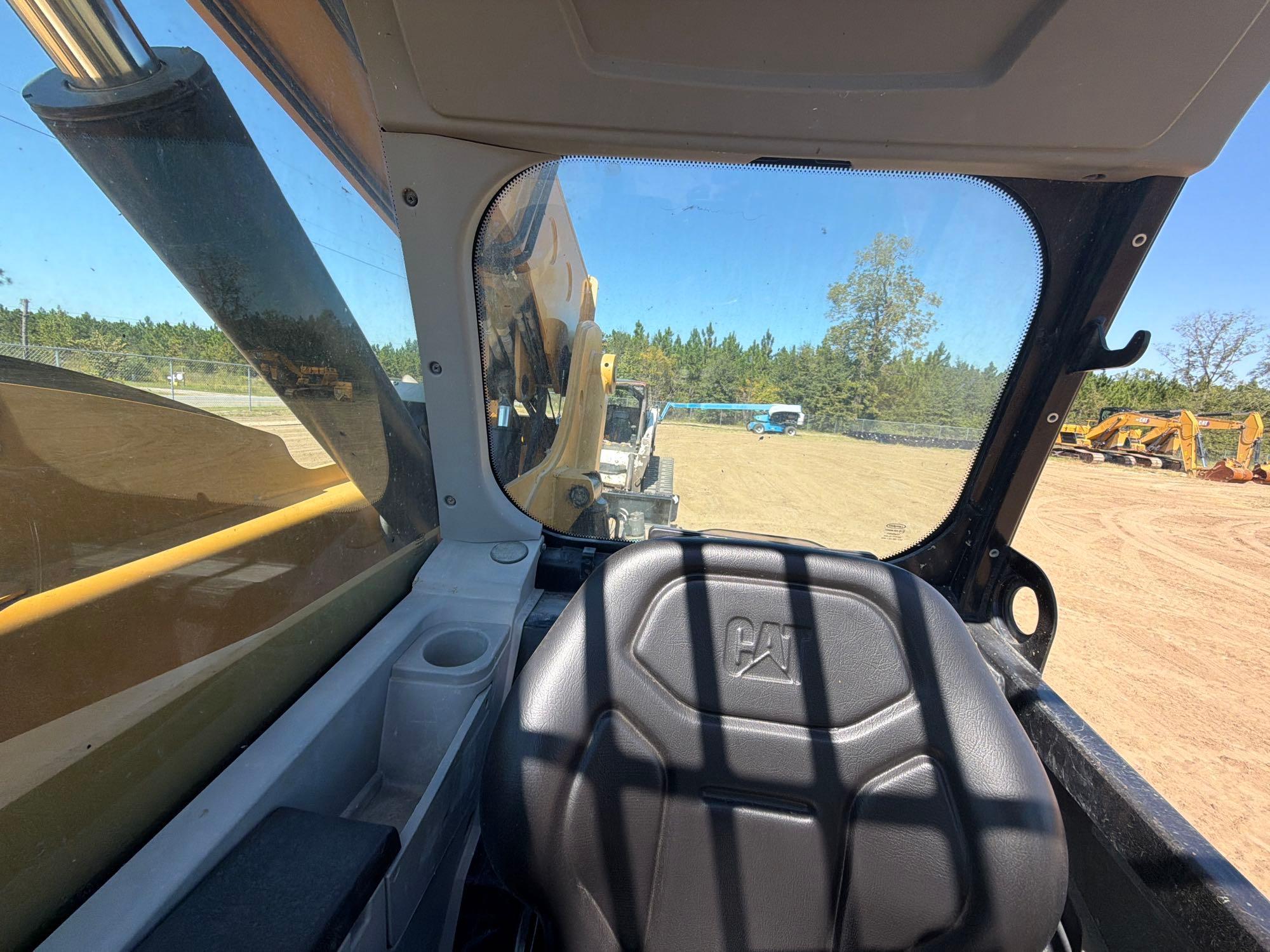 2018 Caterpillar TL642