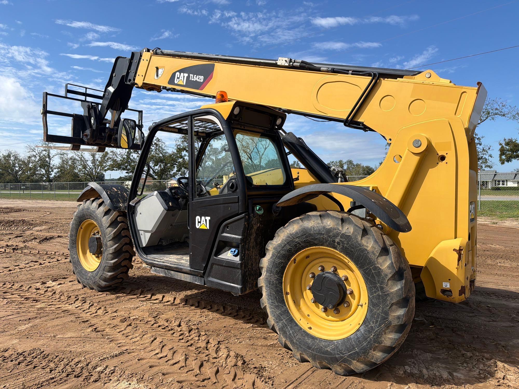 2016 Caterpillar TL642