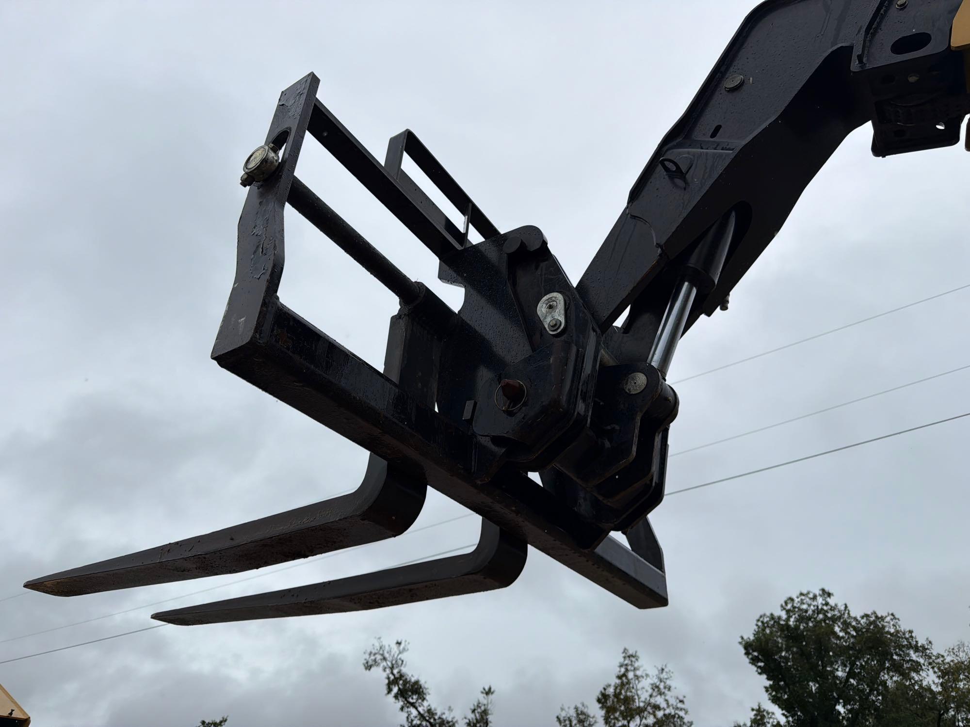 2016 Caterpillar TL642