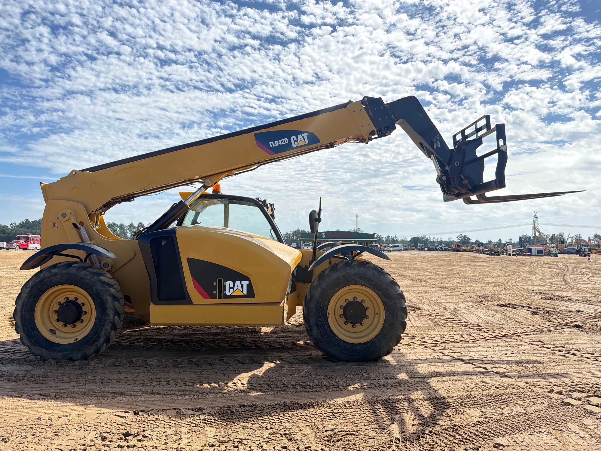 2016 Caterpillar TL642