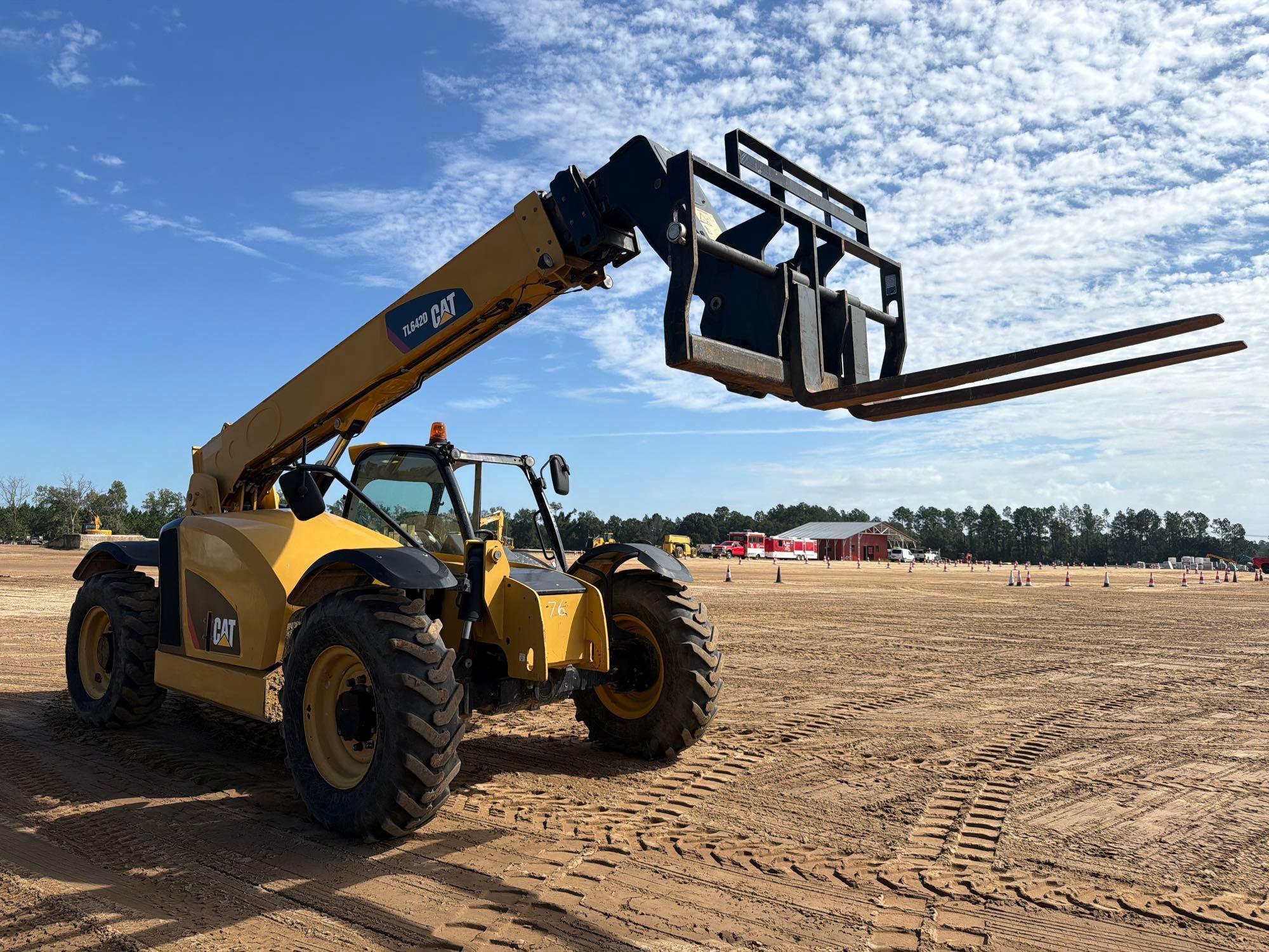 2016 Caterpillar TL642