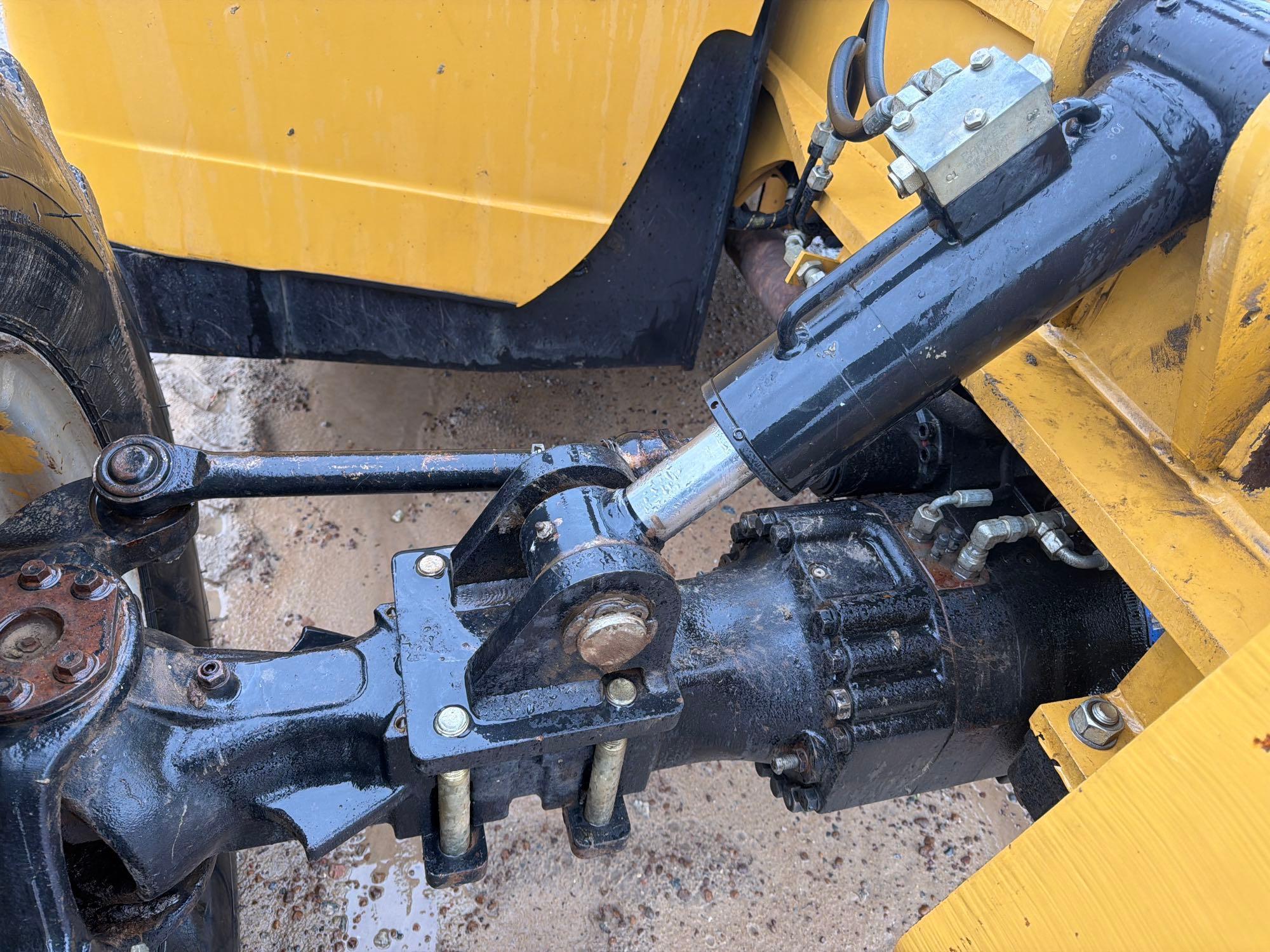 2013 Caterpillar TL642C