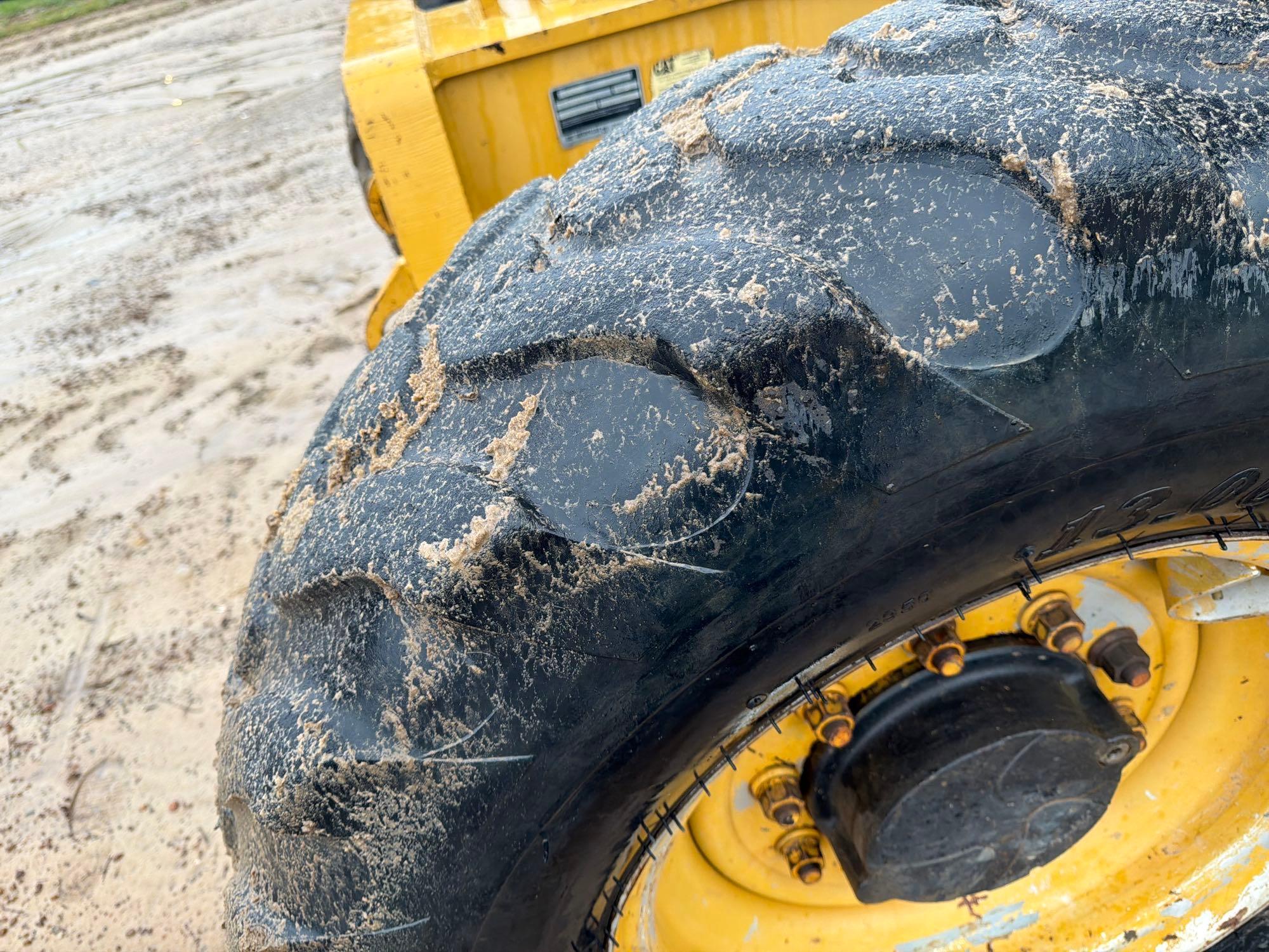 2013 Caterpillar TL642C