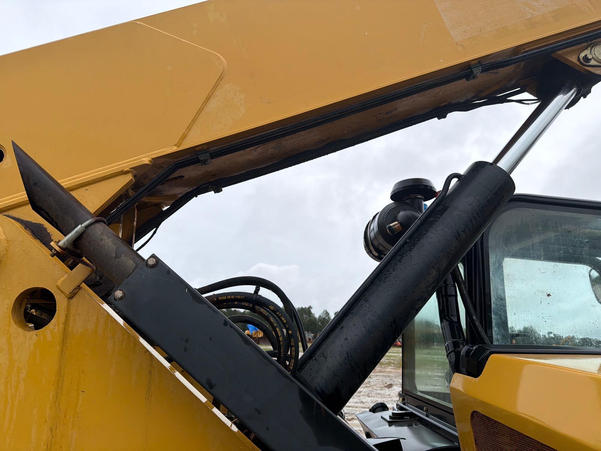 2013 Caterpillar TL642C