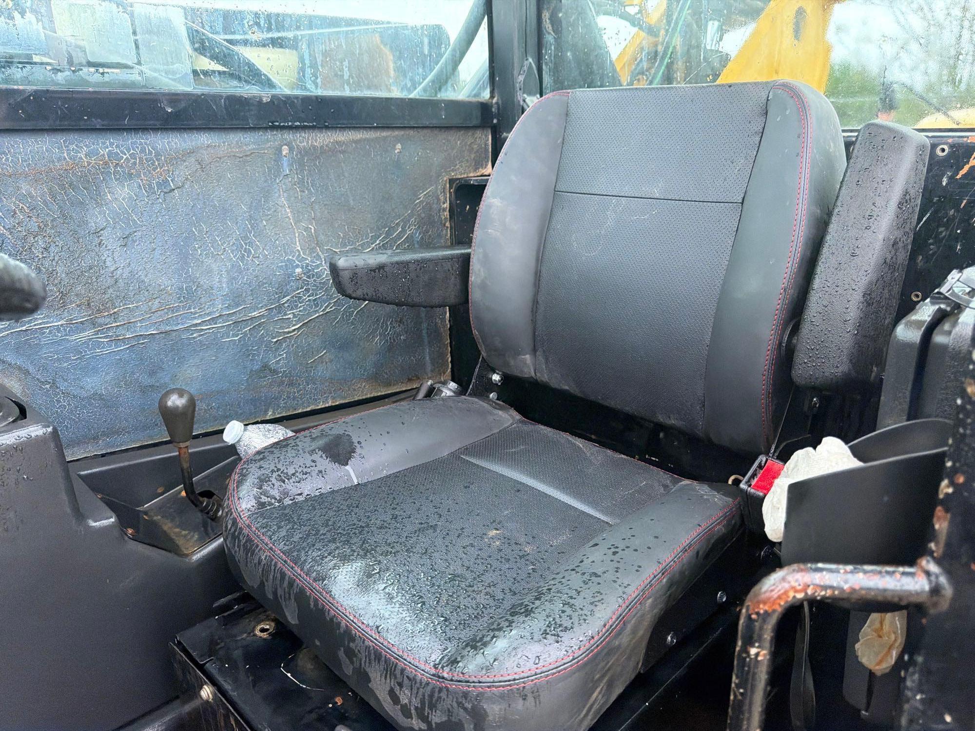 2013 Caterpillar TL642C