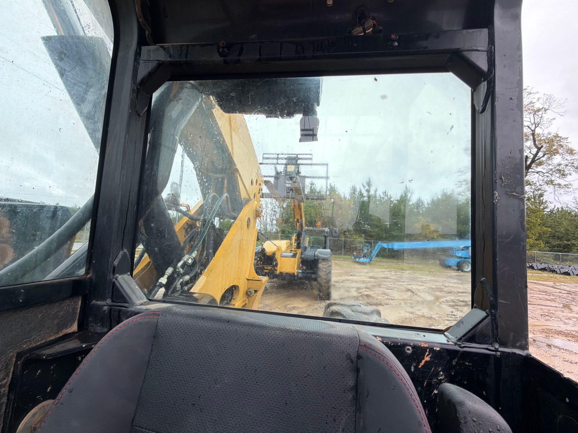 2013 Caterpillar TL642C