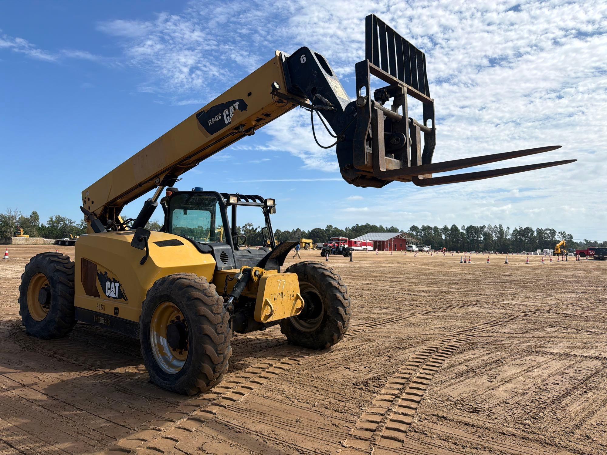 2013 Caterpillar TL642C