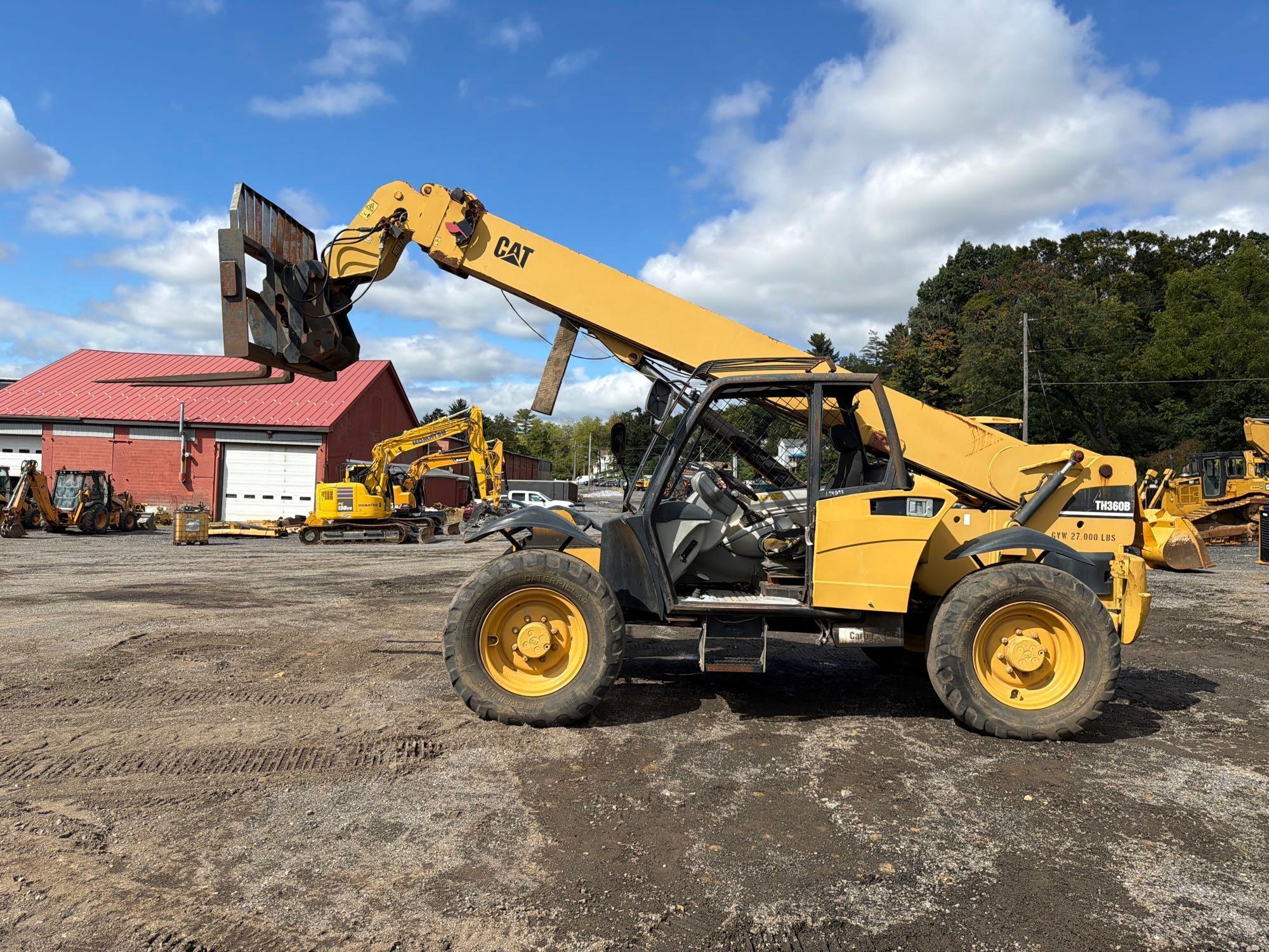 2004 Caterpillar TH360B