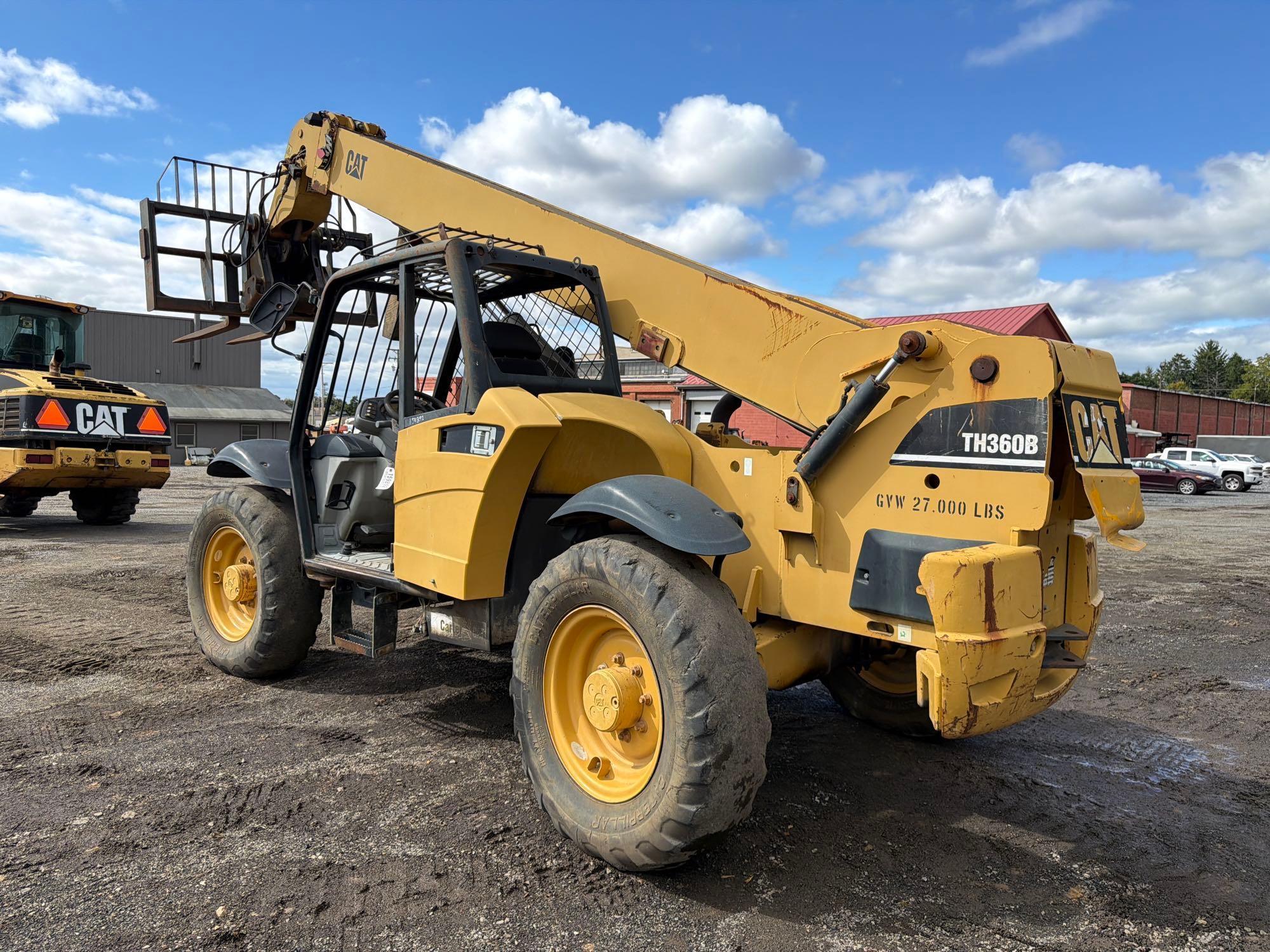 2004 Caterpillar TH360B