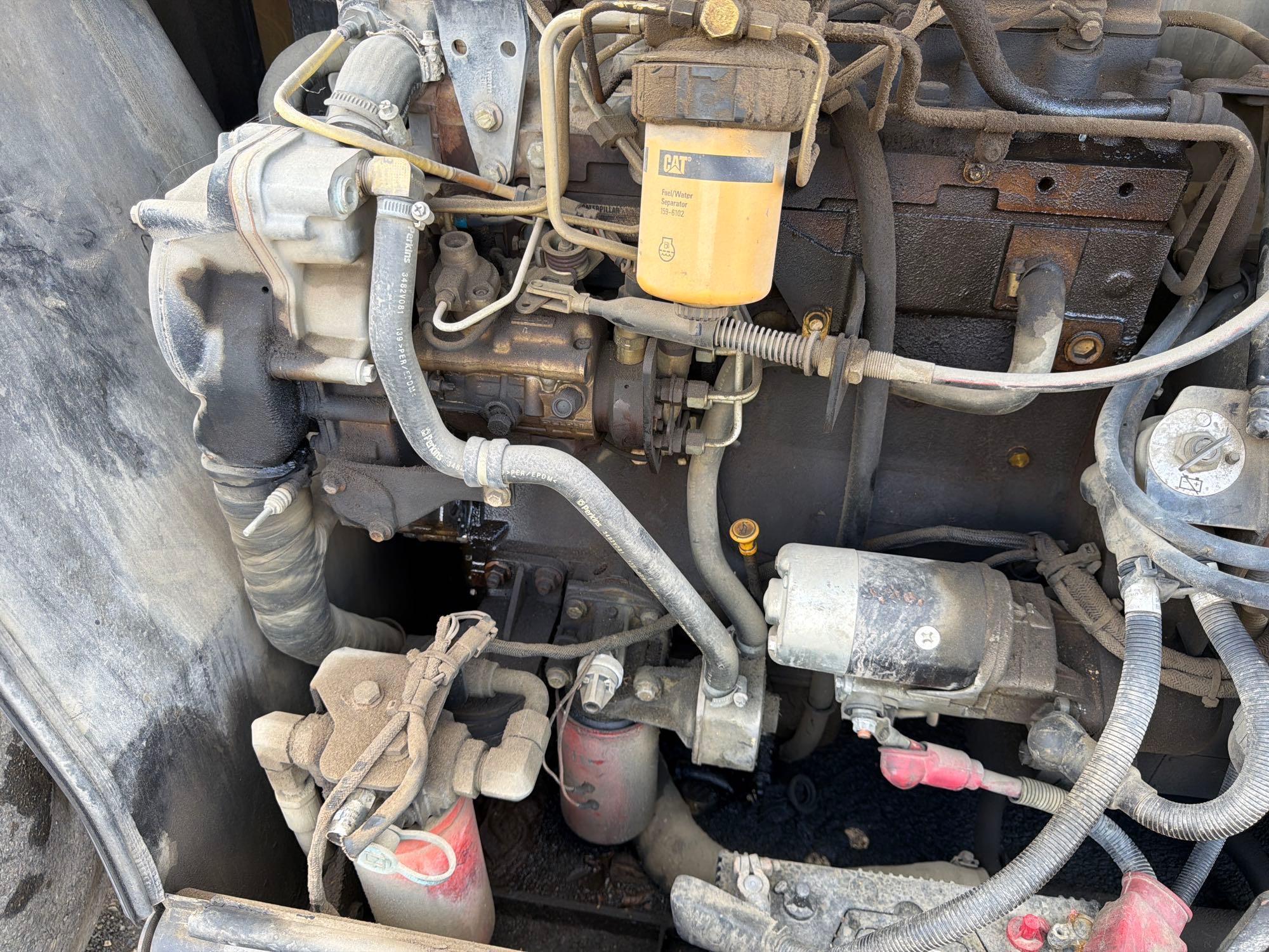 2004 Caterpillar TH360B