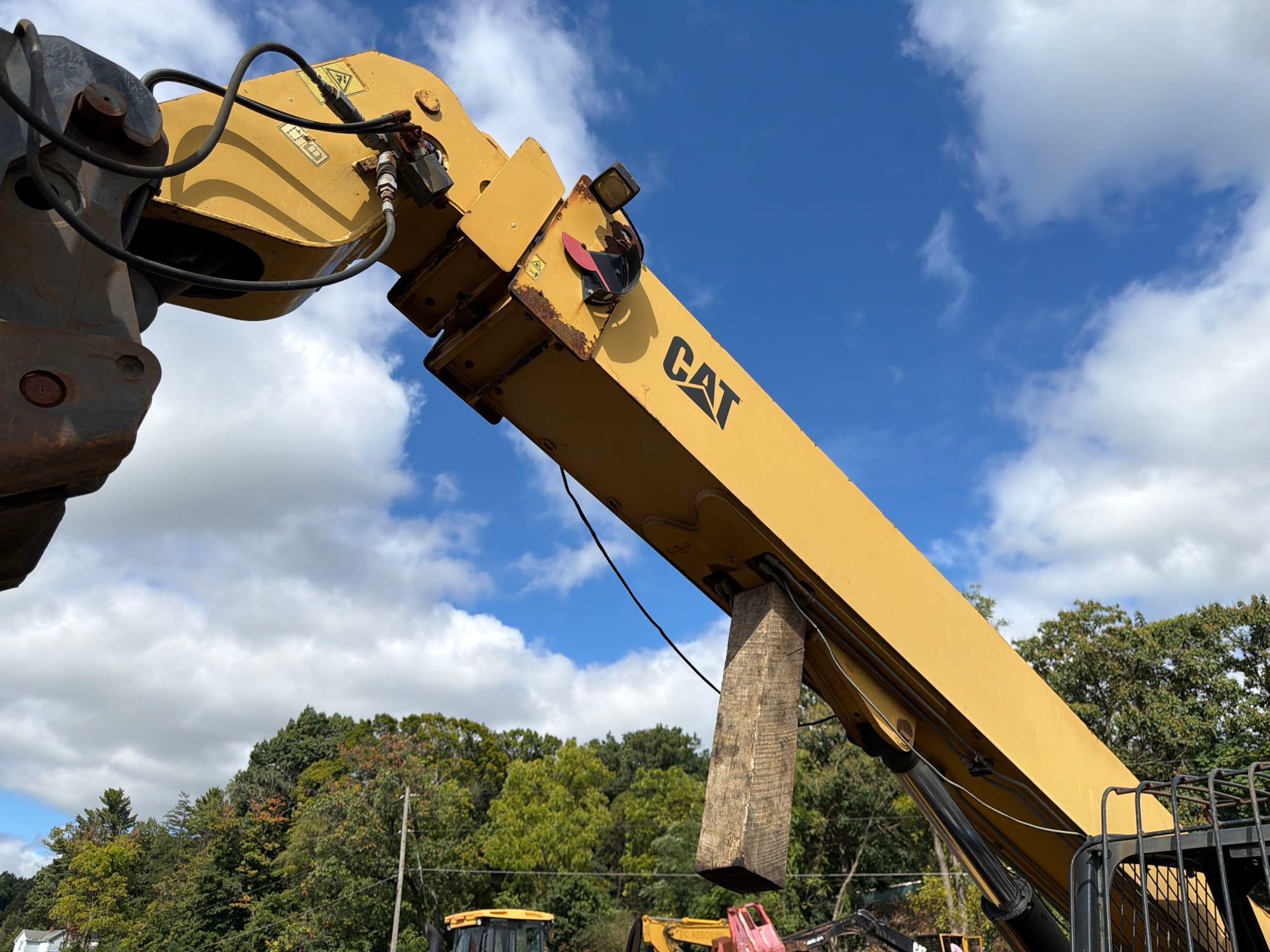 2004 Caterpillar TH360B