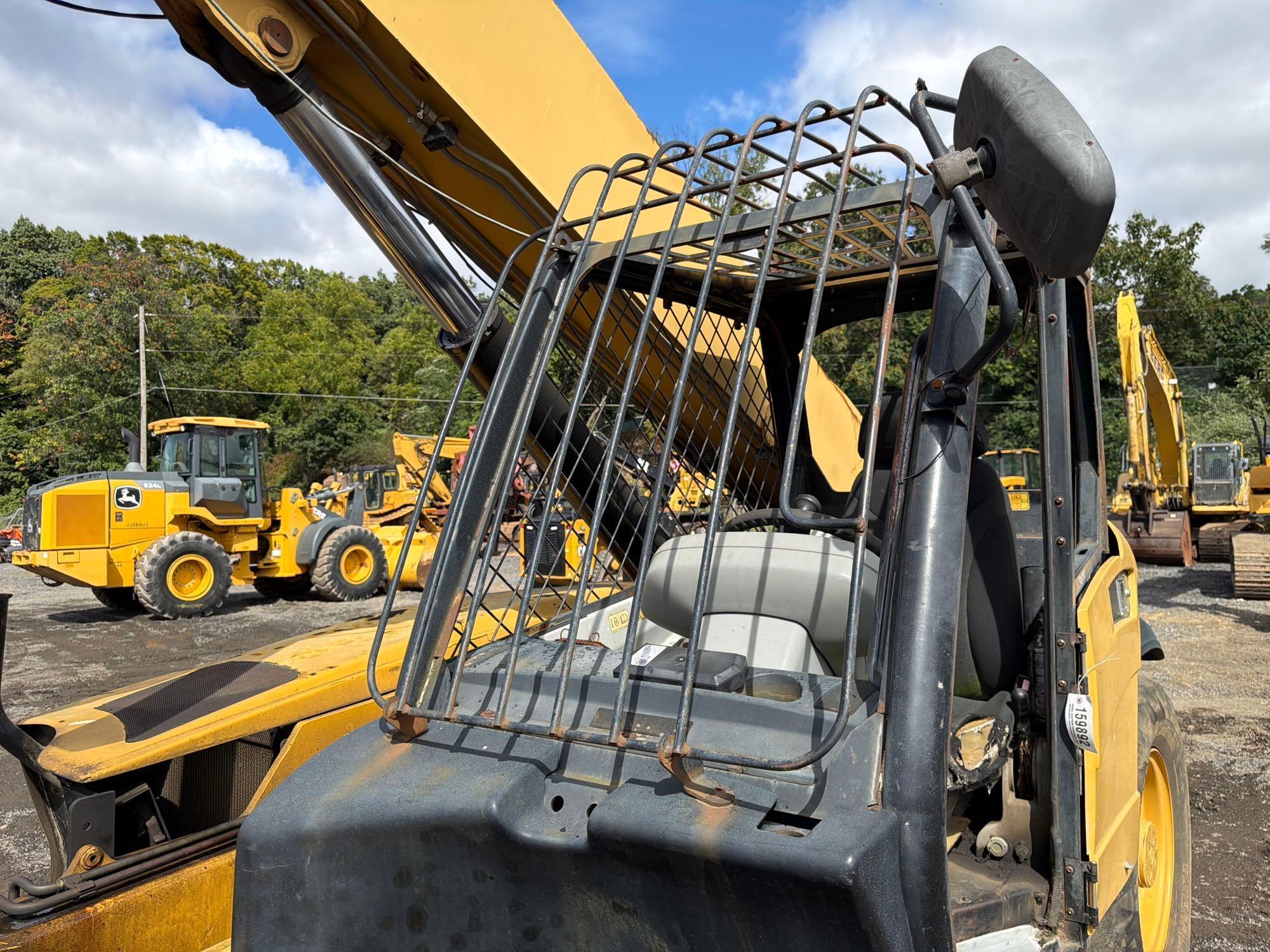 2004 Caterpillar TH360B