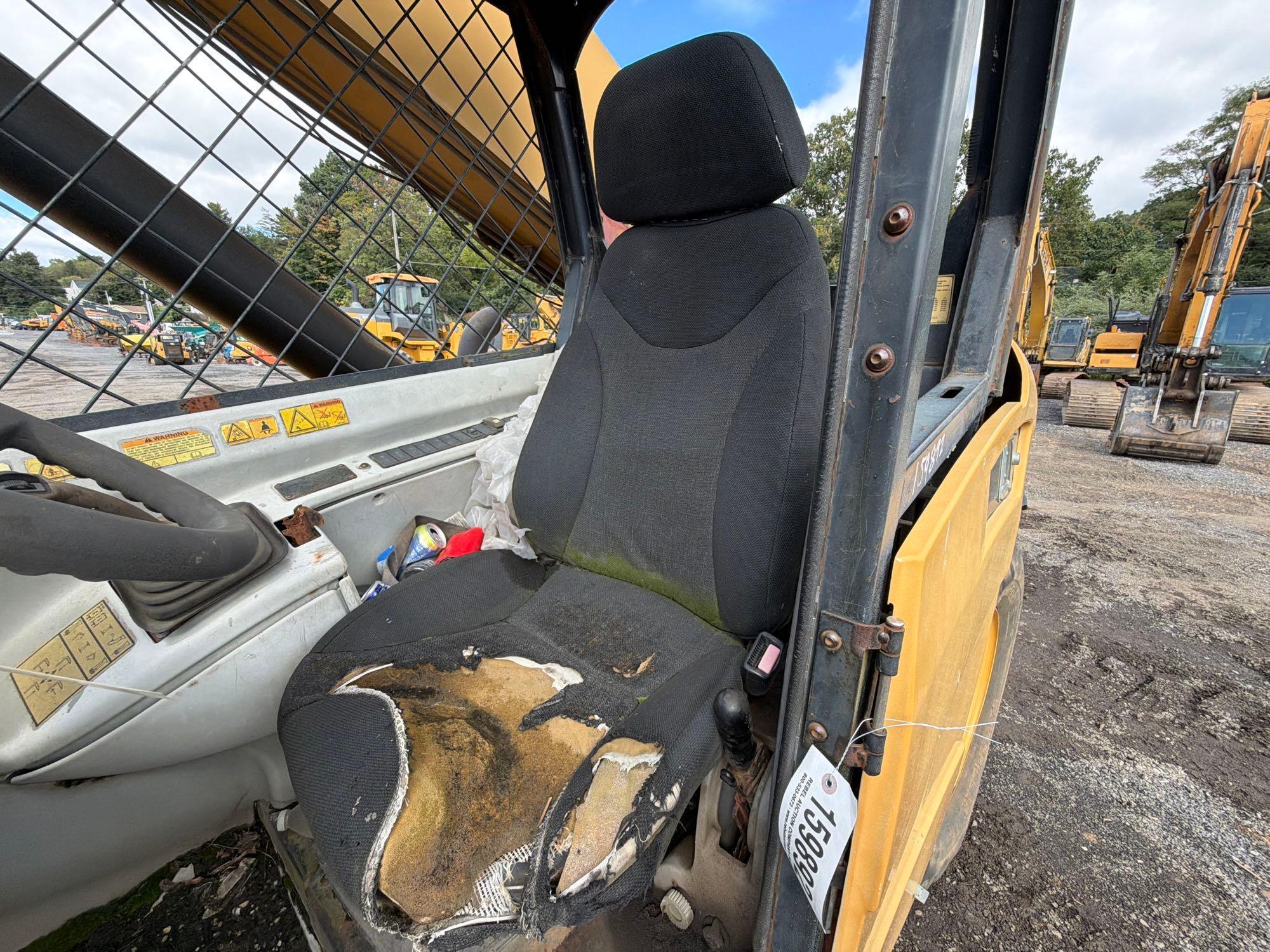 2004 Caterpillar TH360B