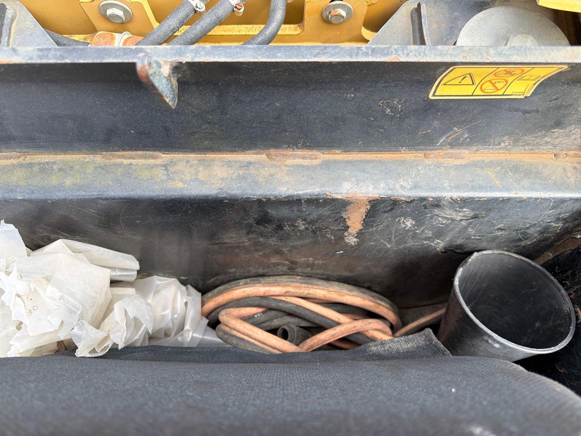 2004 Caterpillar TH360B
