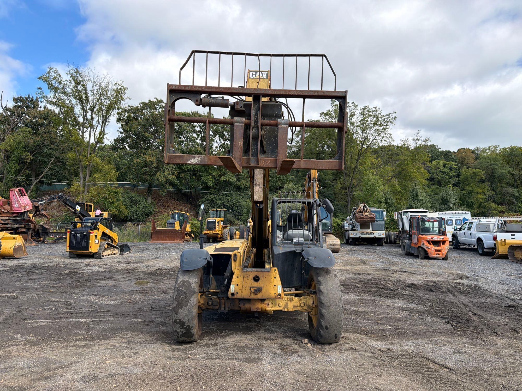 2004 Caterpillar TH360B