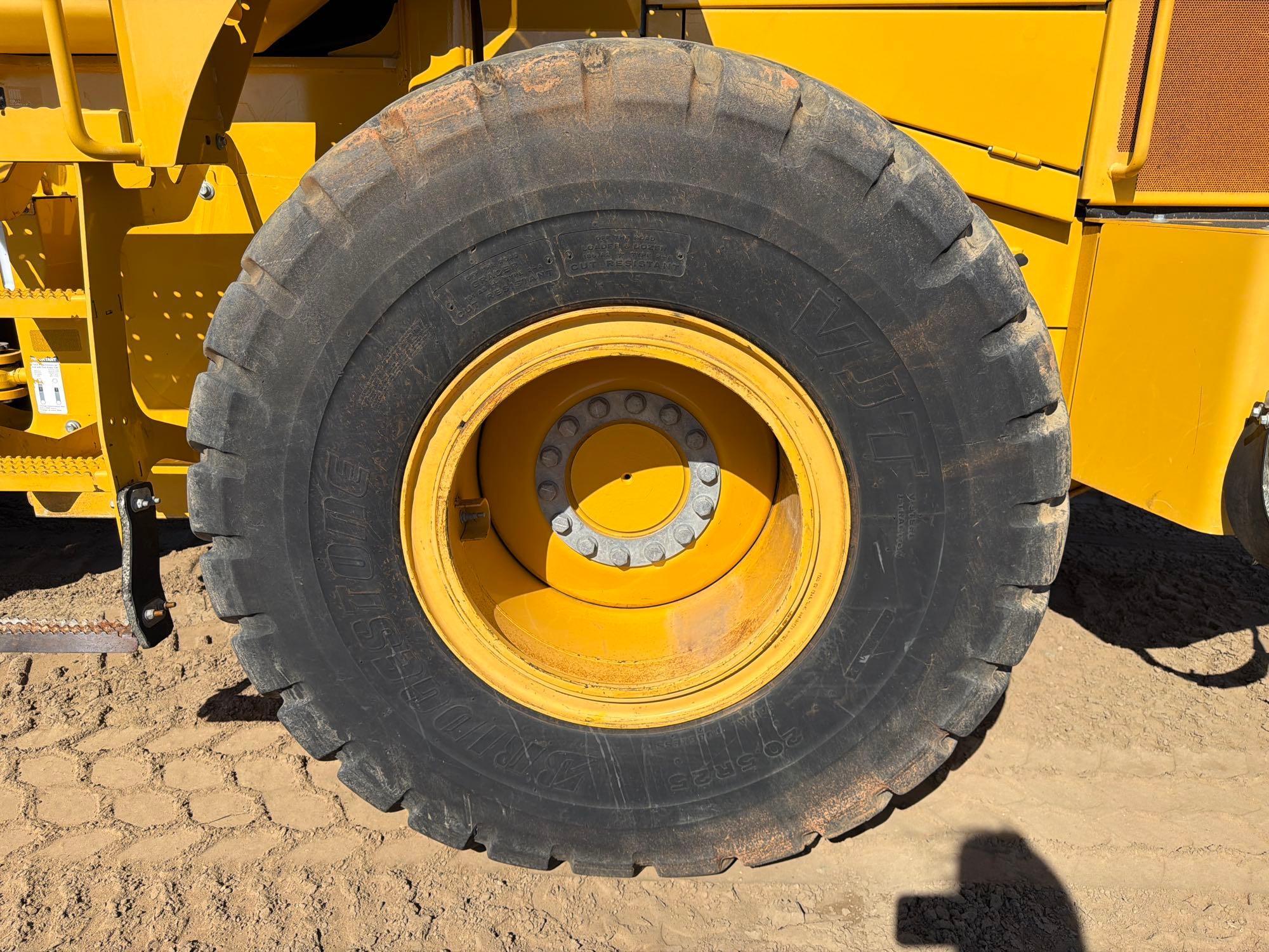 John Deere 624