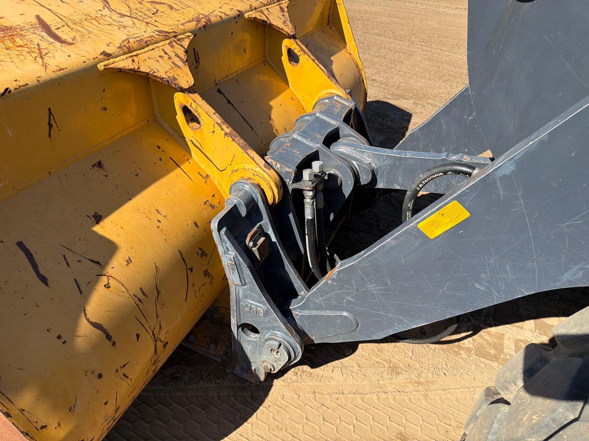 John Deere 624