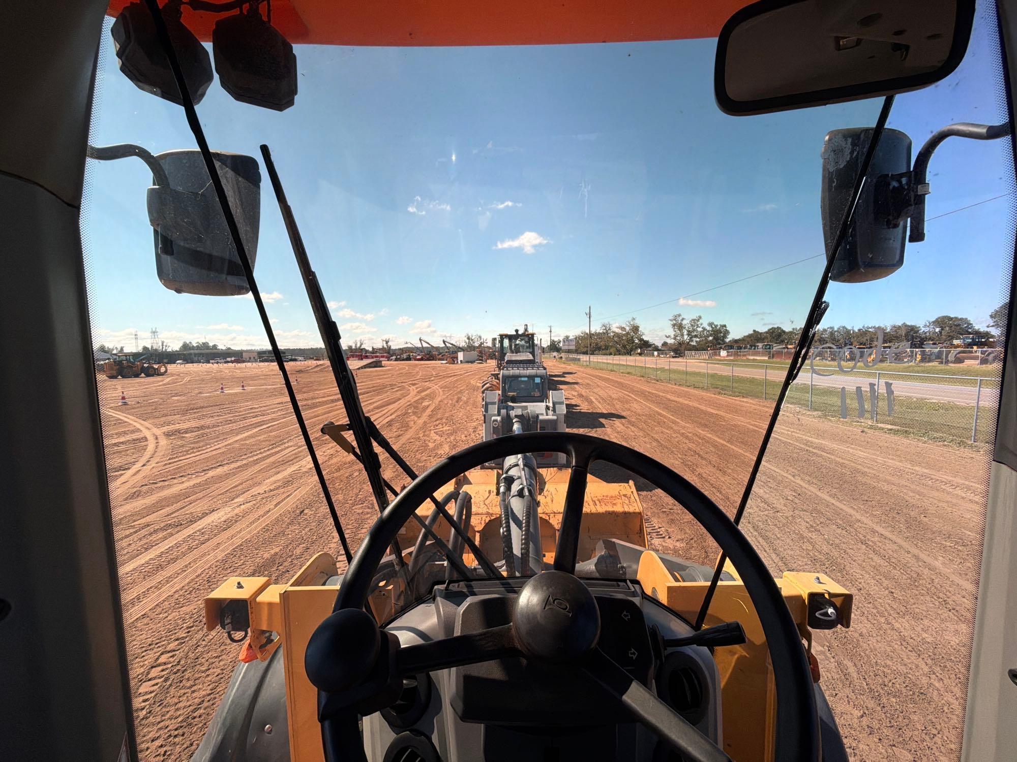 John Deere 624