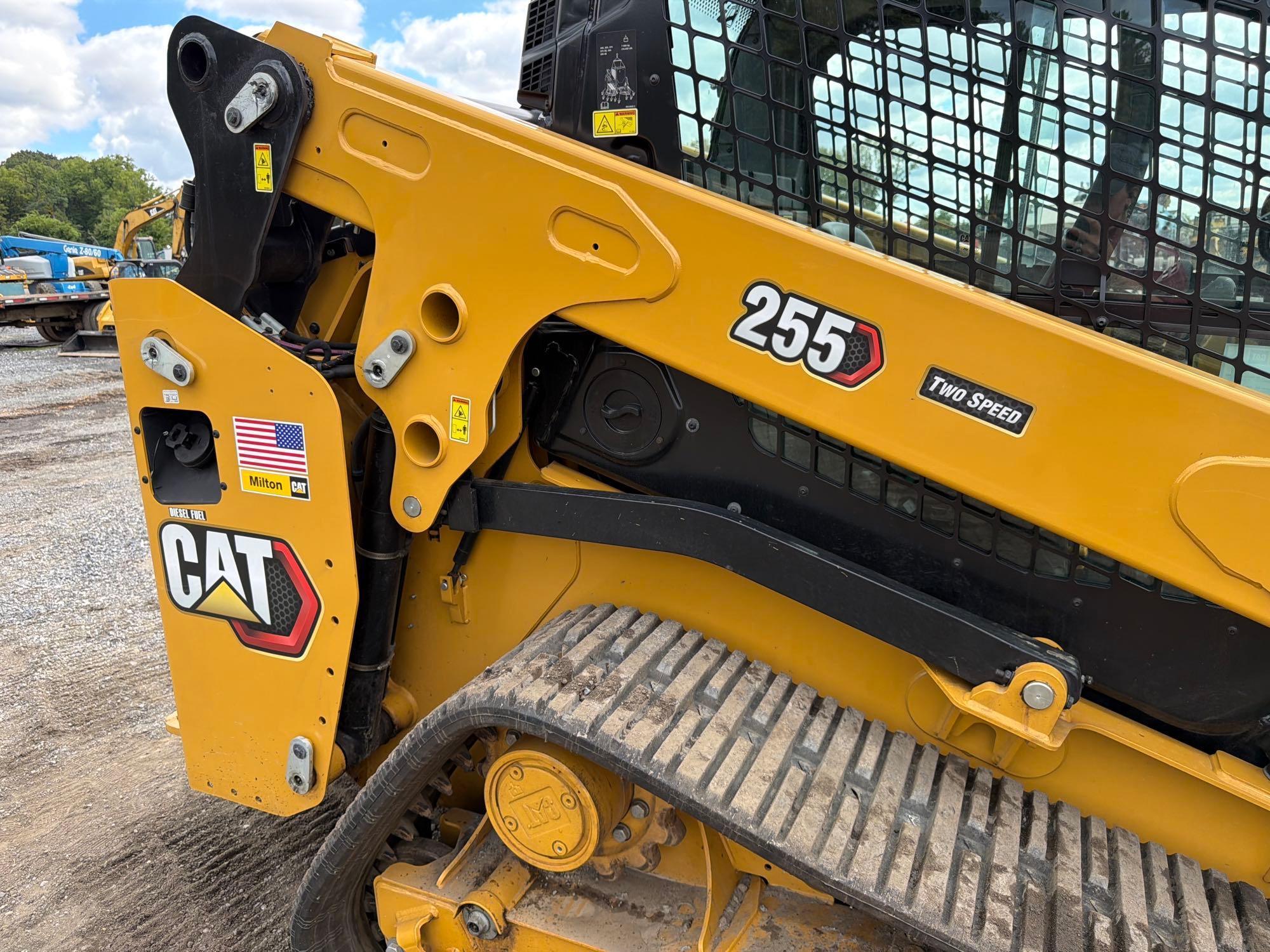 Caterpillar 255