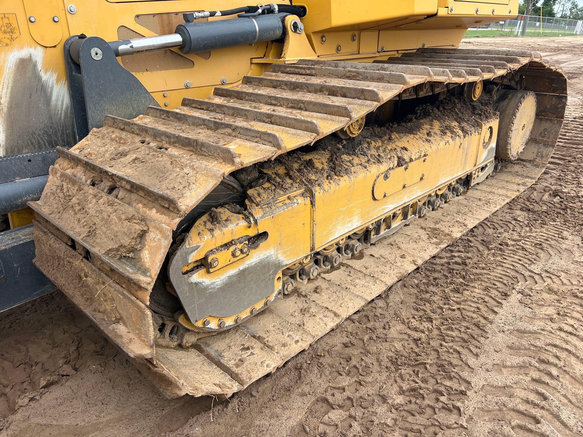 John Deere 750L