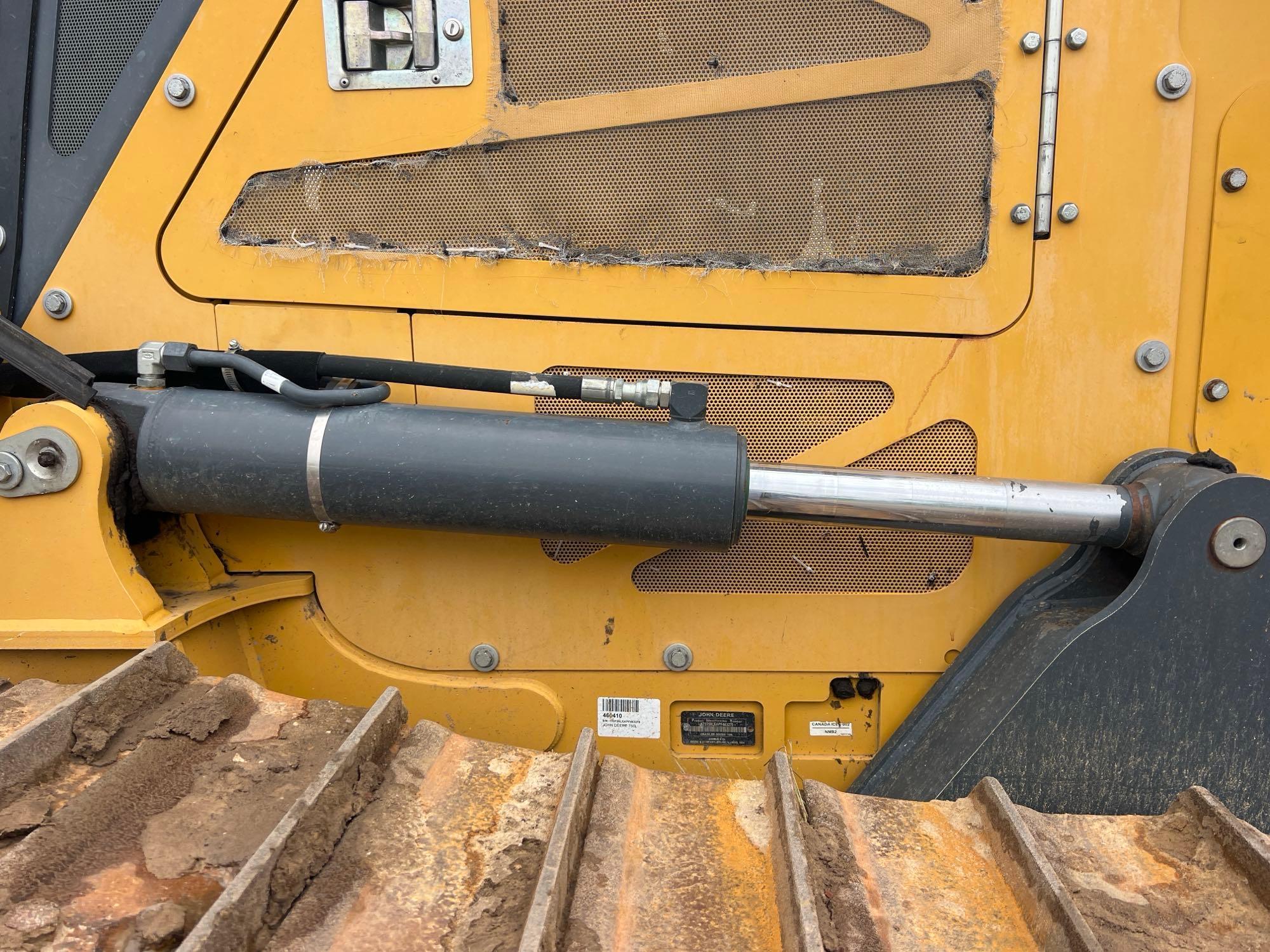 John Deere 750L