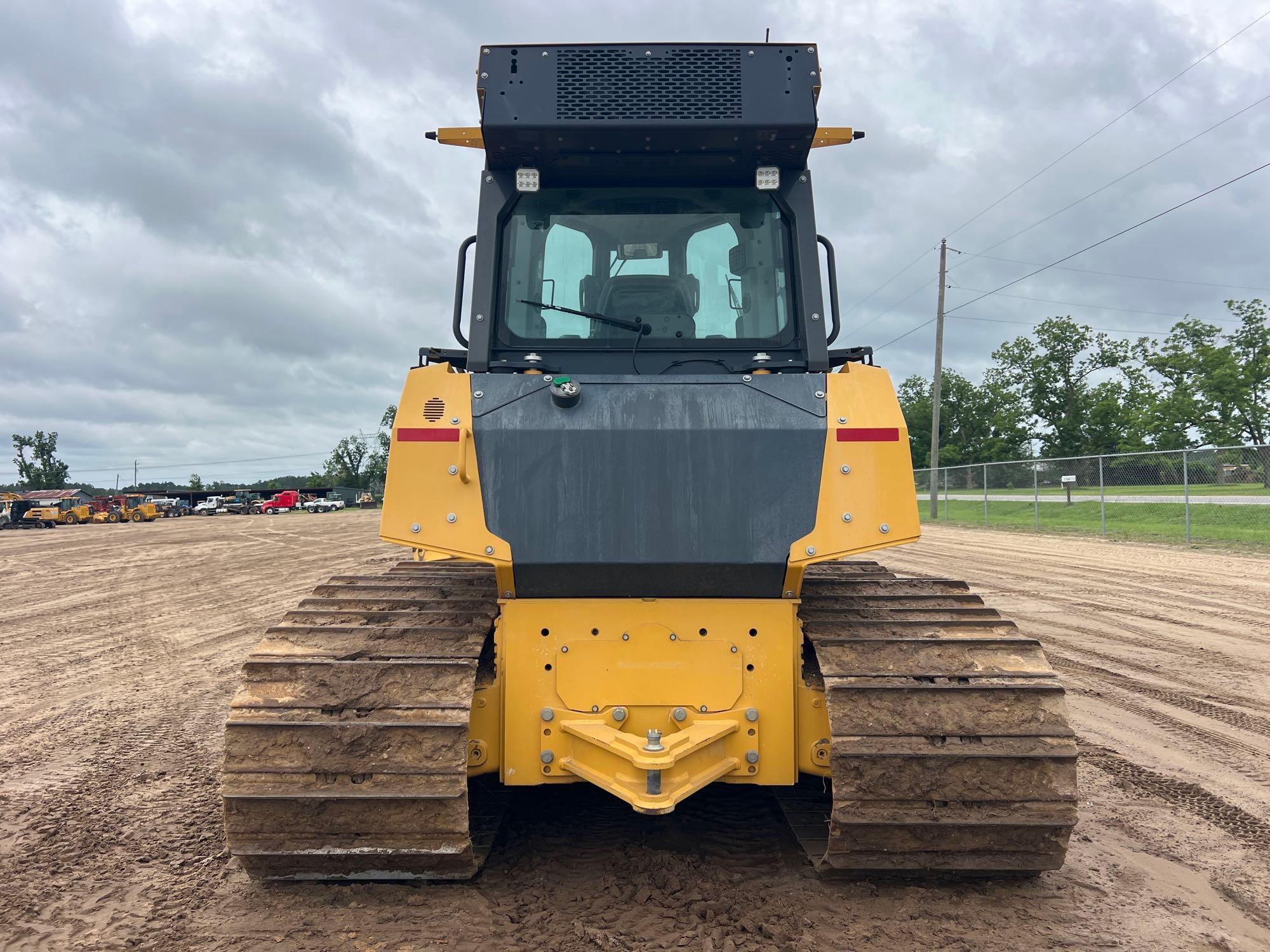 John Deere 750L