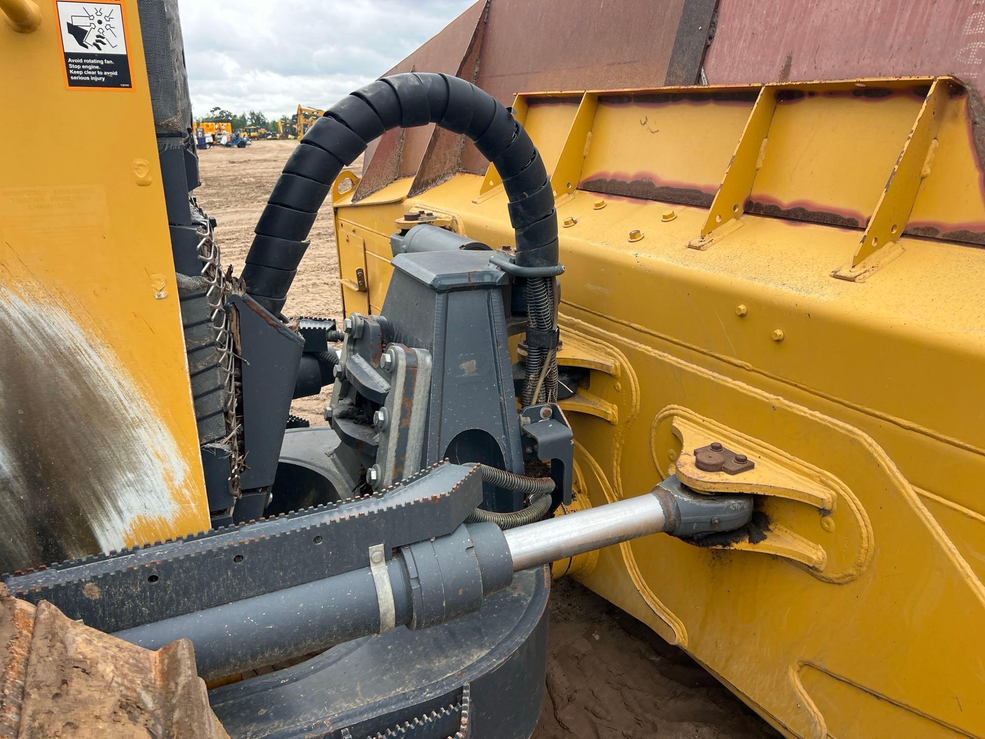 John Deere 750L