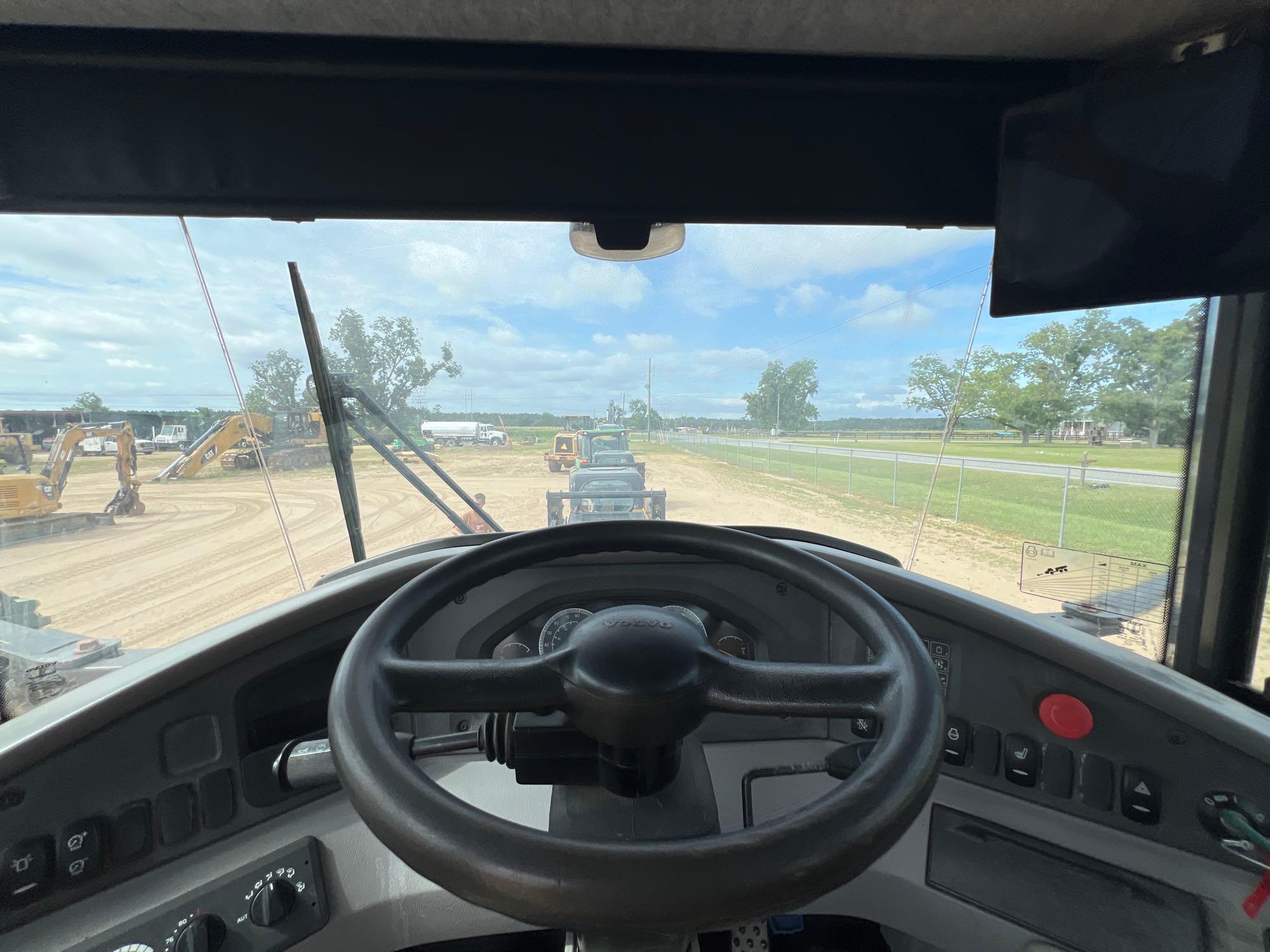 Volvo A25