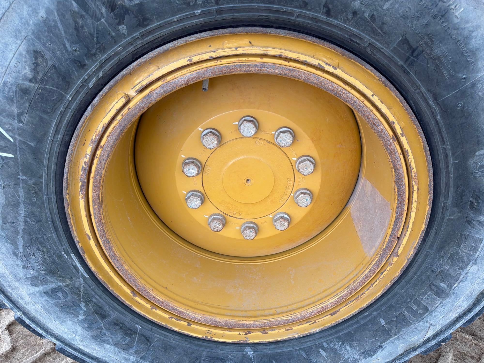 Caterpillar 12M3