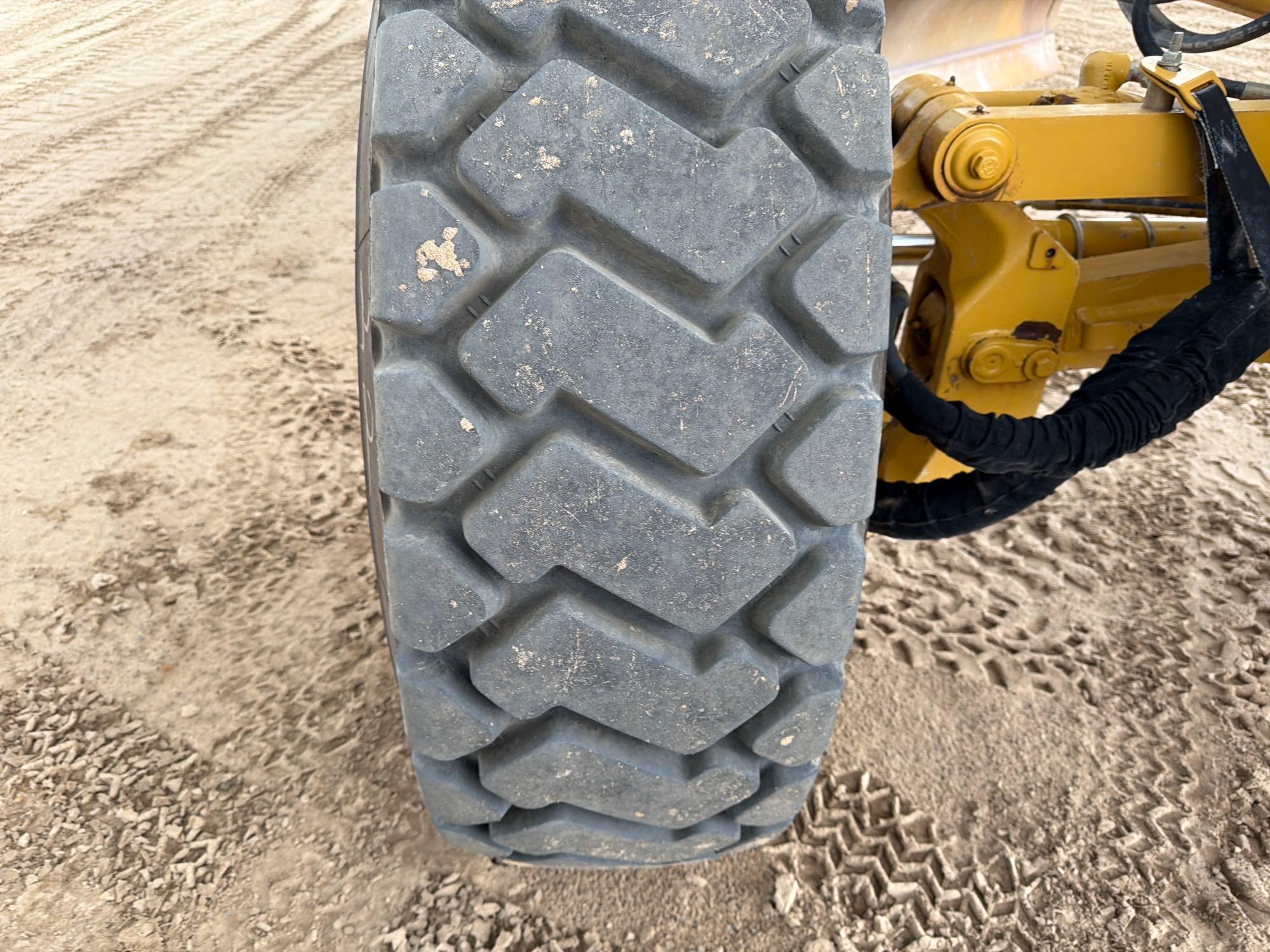 Caterpillar 12M3