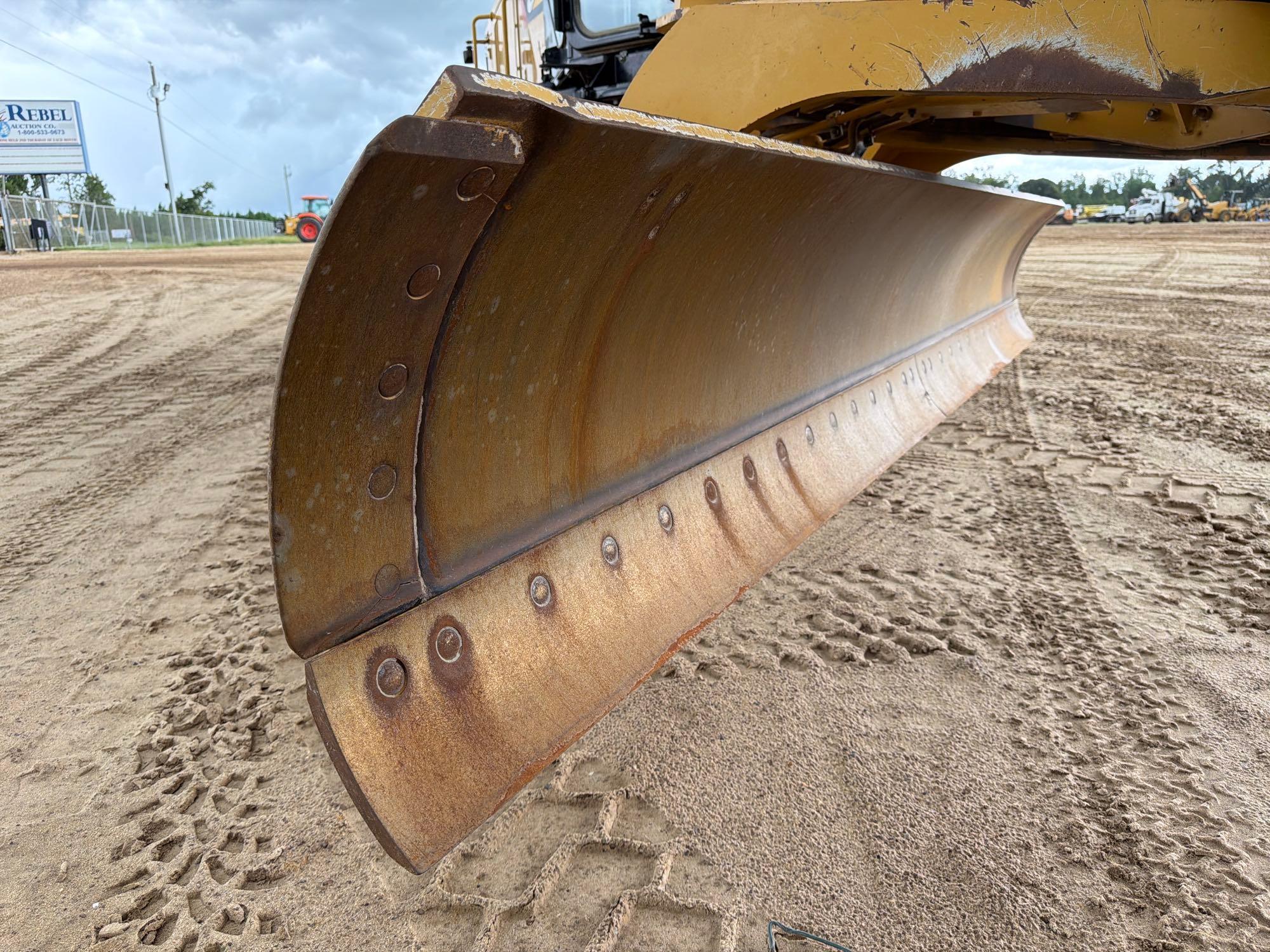 Caterpillar 12M3