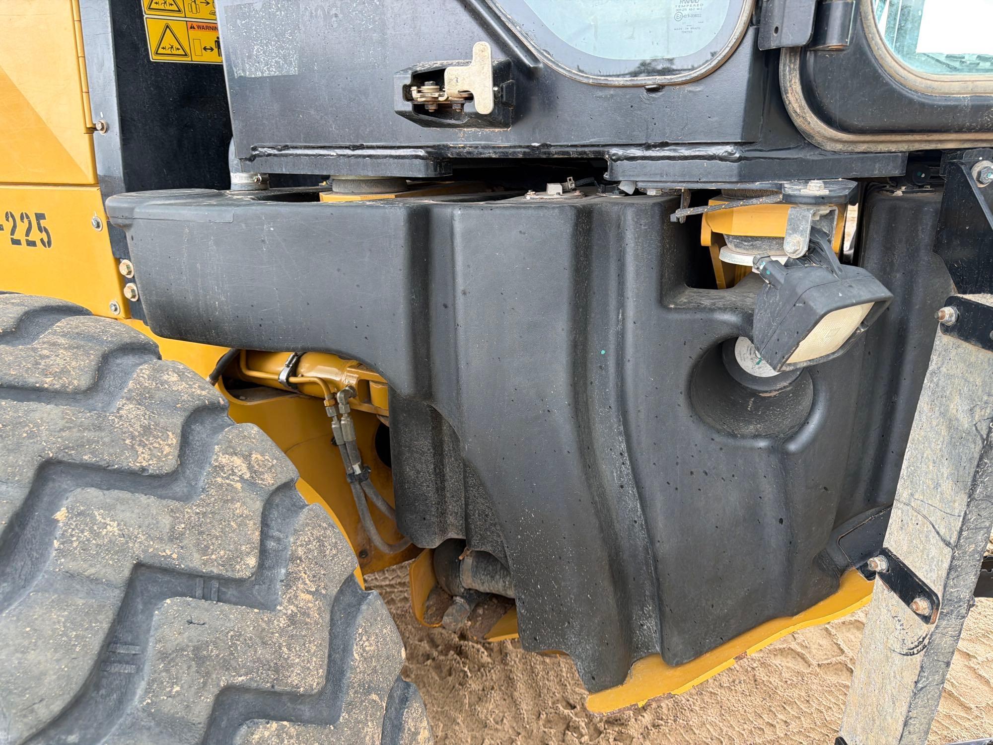 Caterpillar 12M3