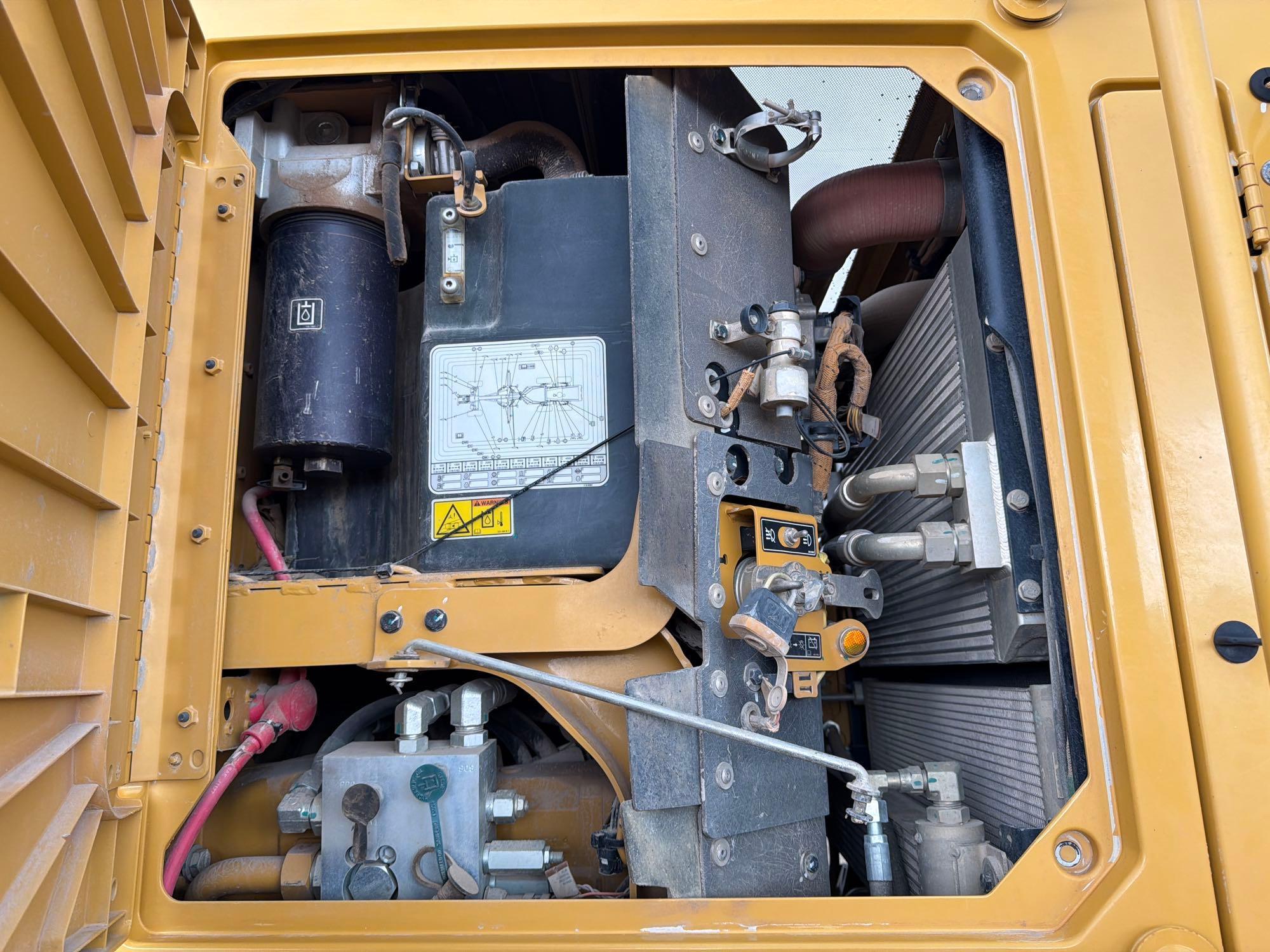 Caterpillar 12M3