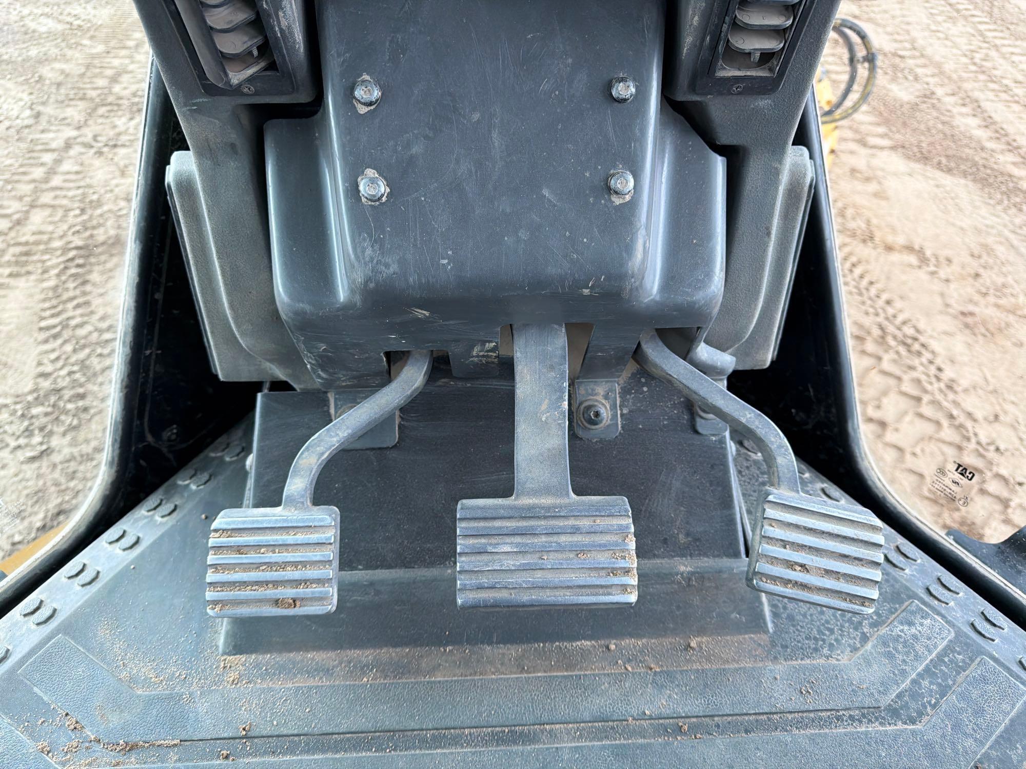 Caterpillar 12M3