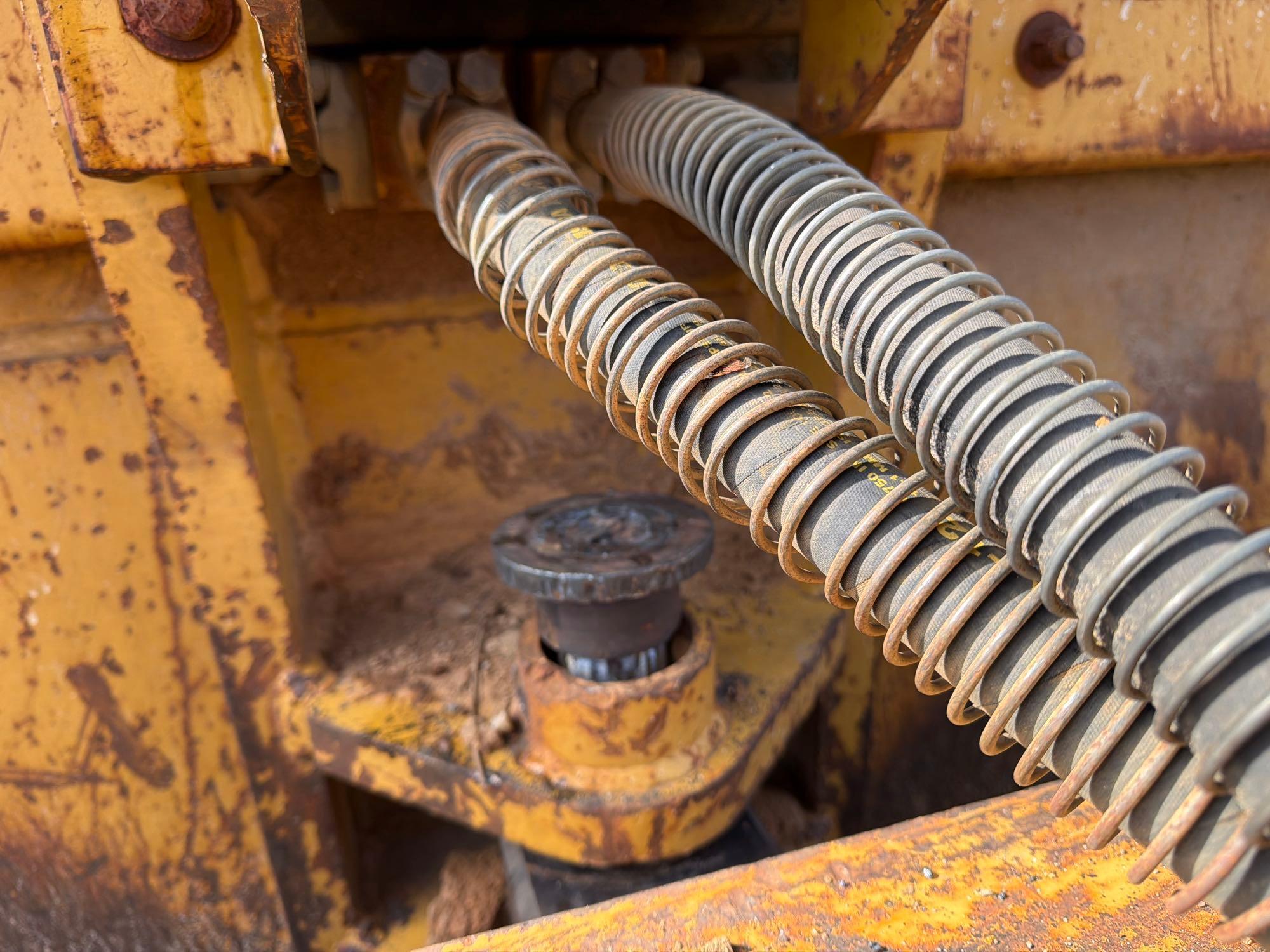 Caterpillar D6T