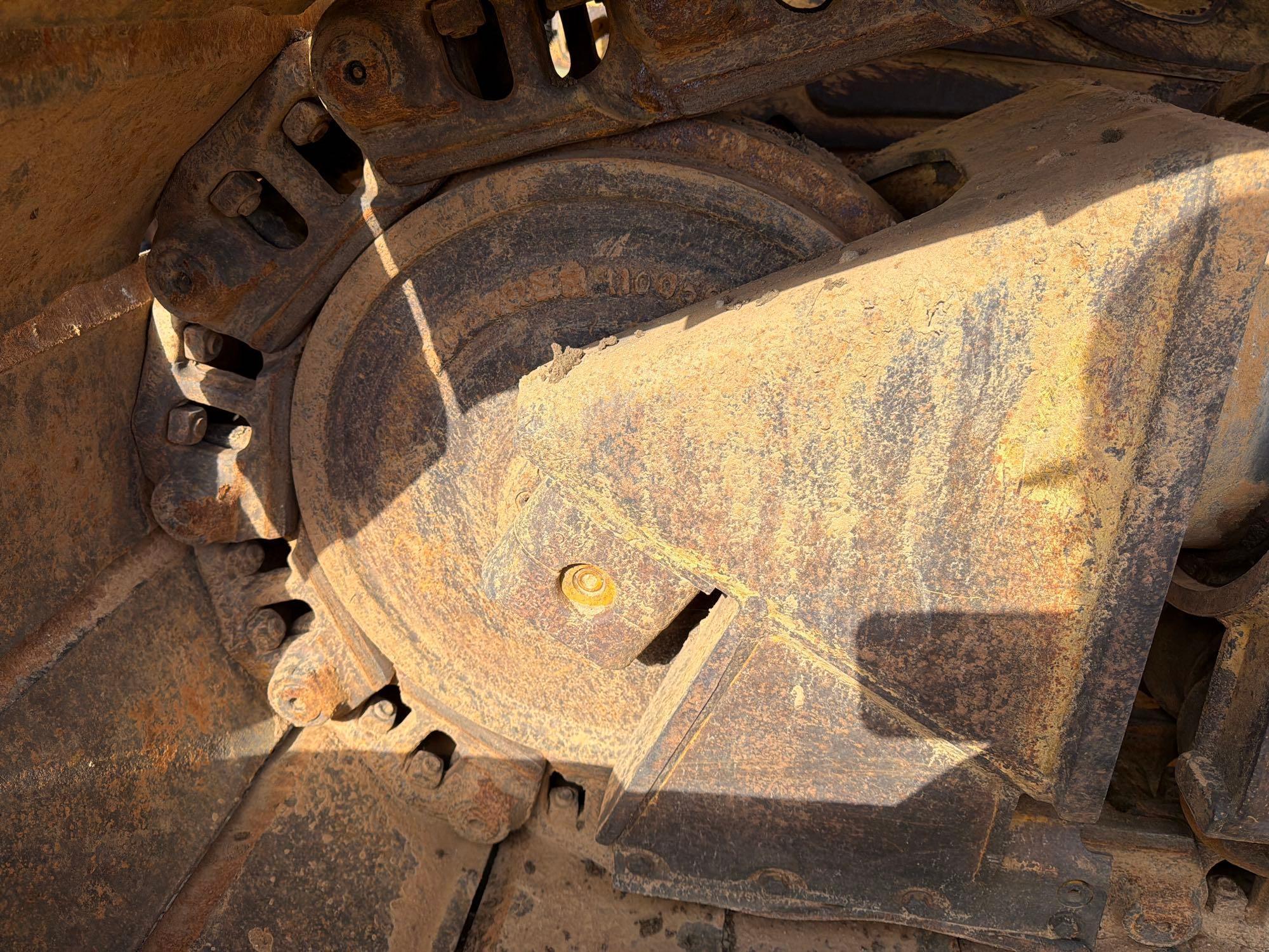 Caterpillar D6T