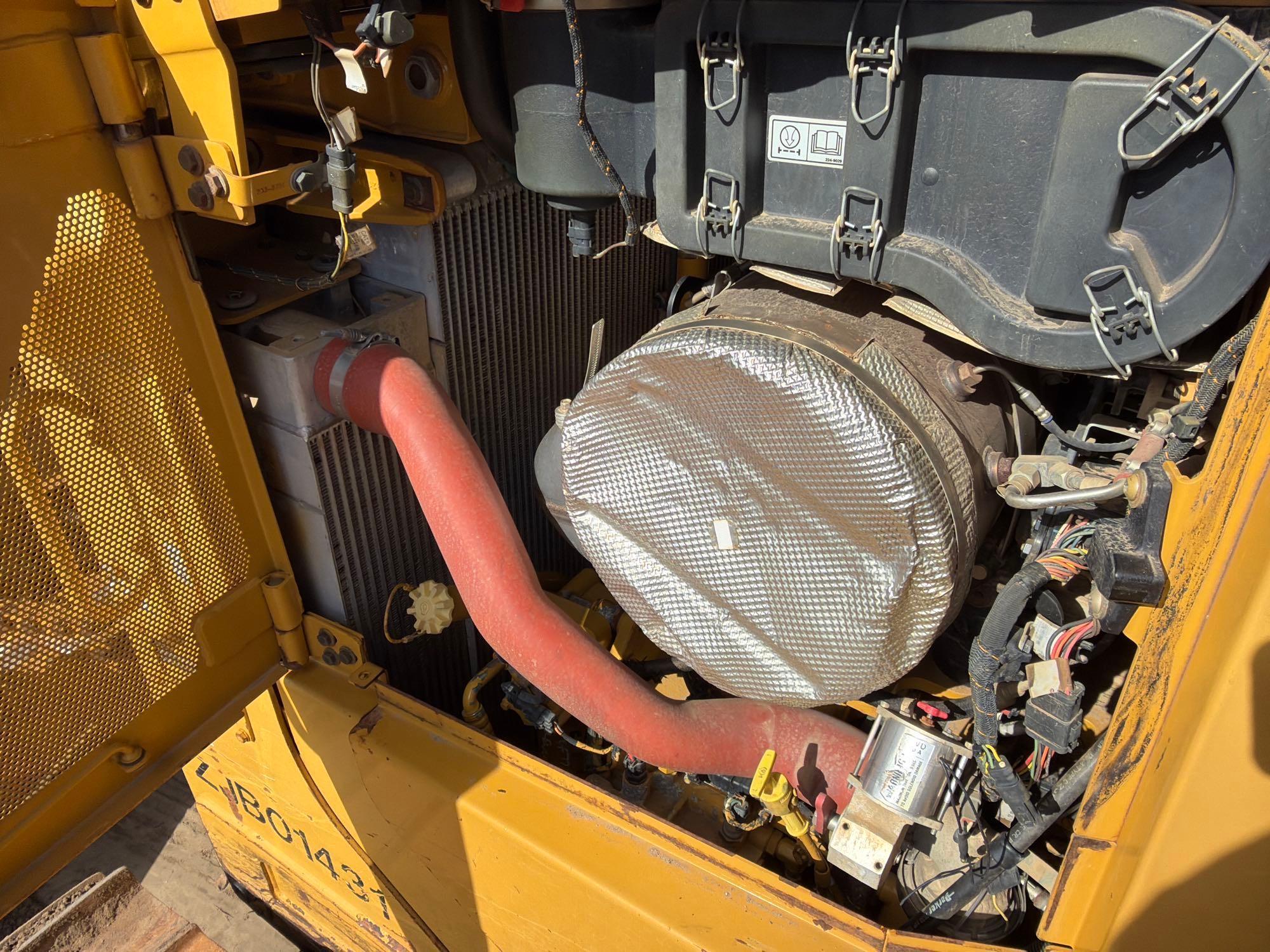 Caterpillar D6T