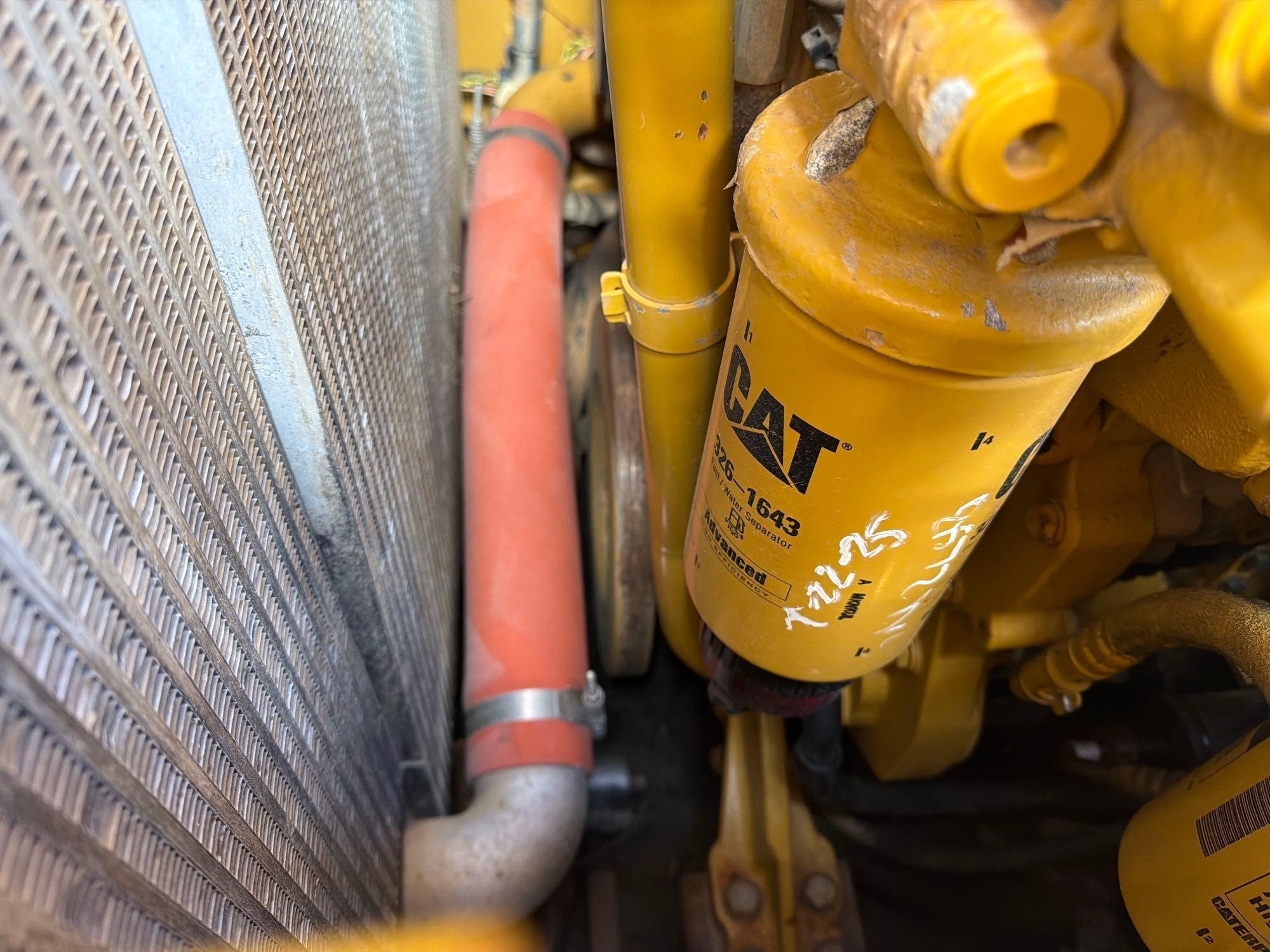 Caterpillar D6T