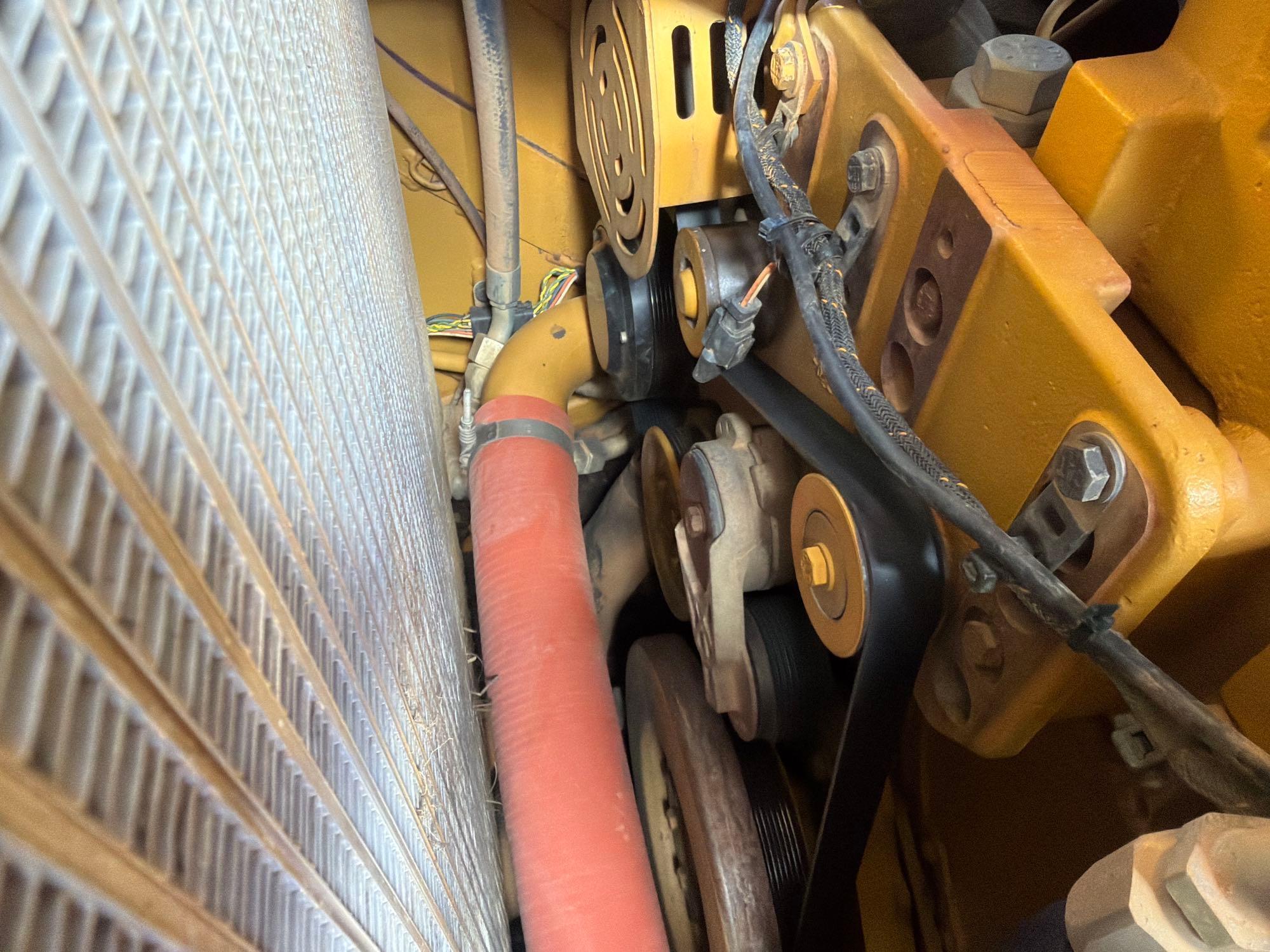 Caterpillar D6T